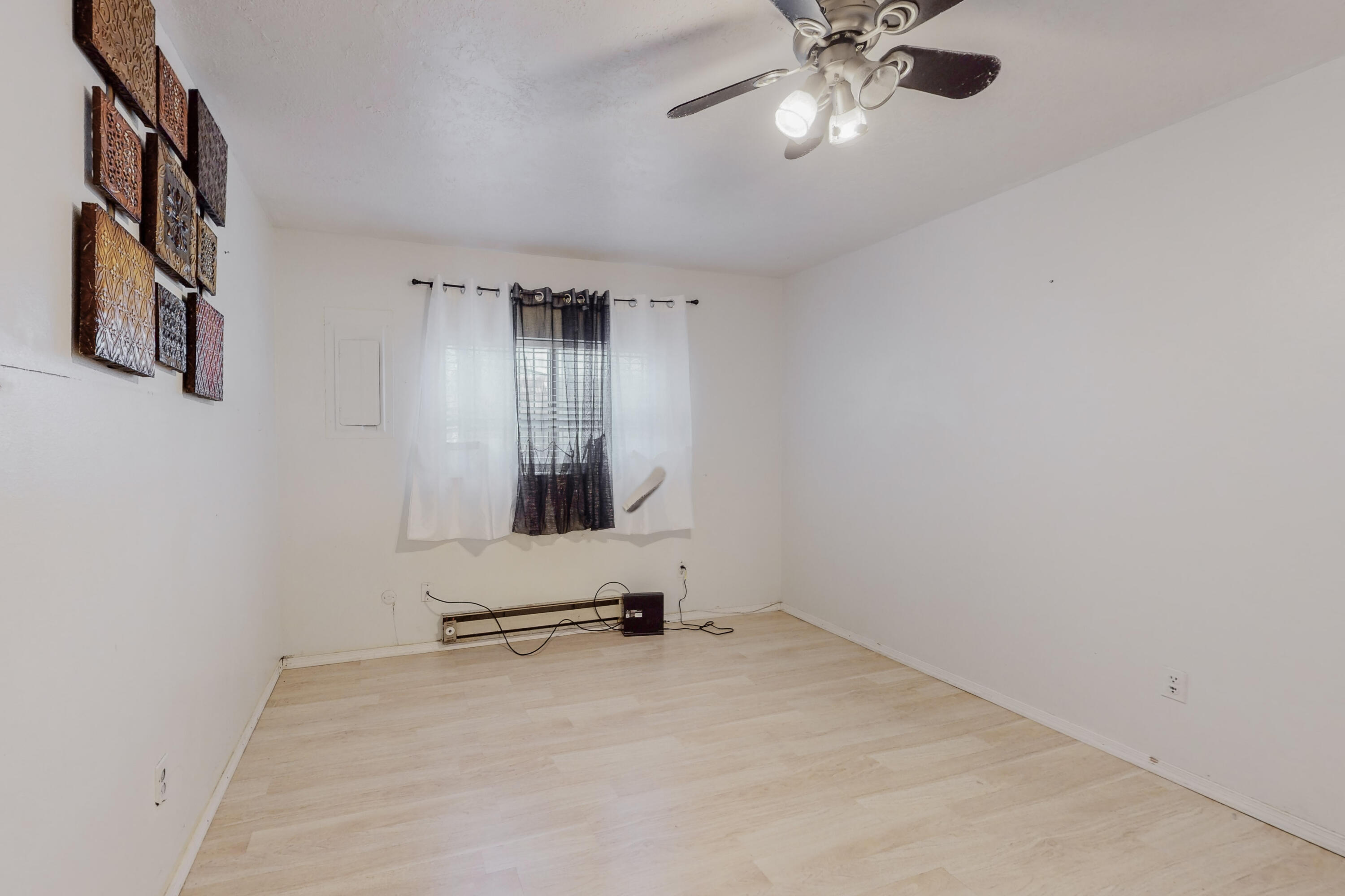 6067 REDLANDS Road NW