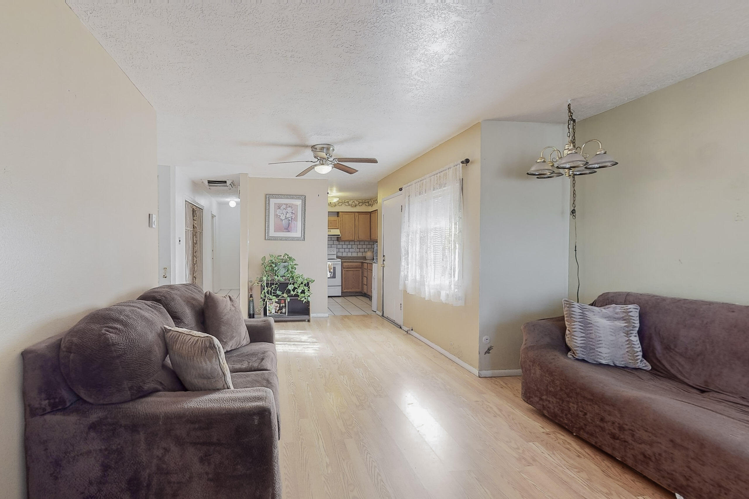 6067 REDLANDS Road NW