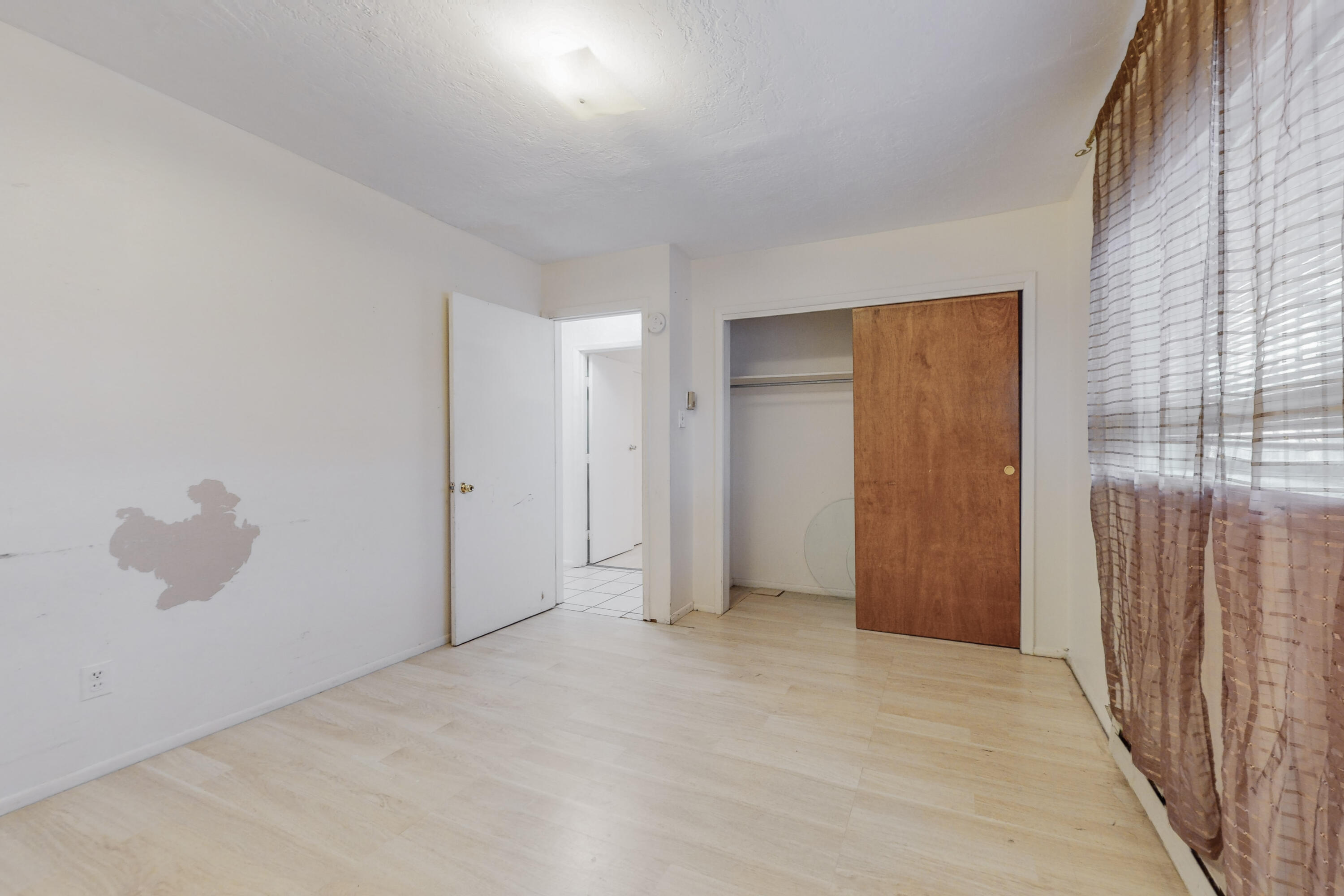 6067 REDLANDS Road NW