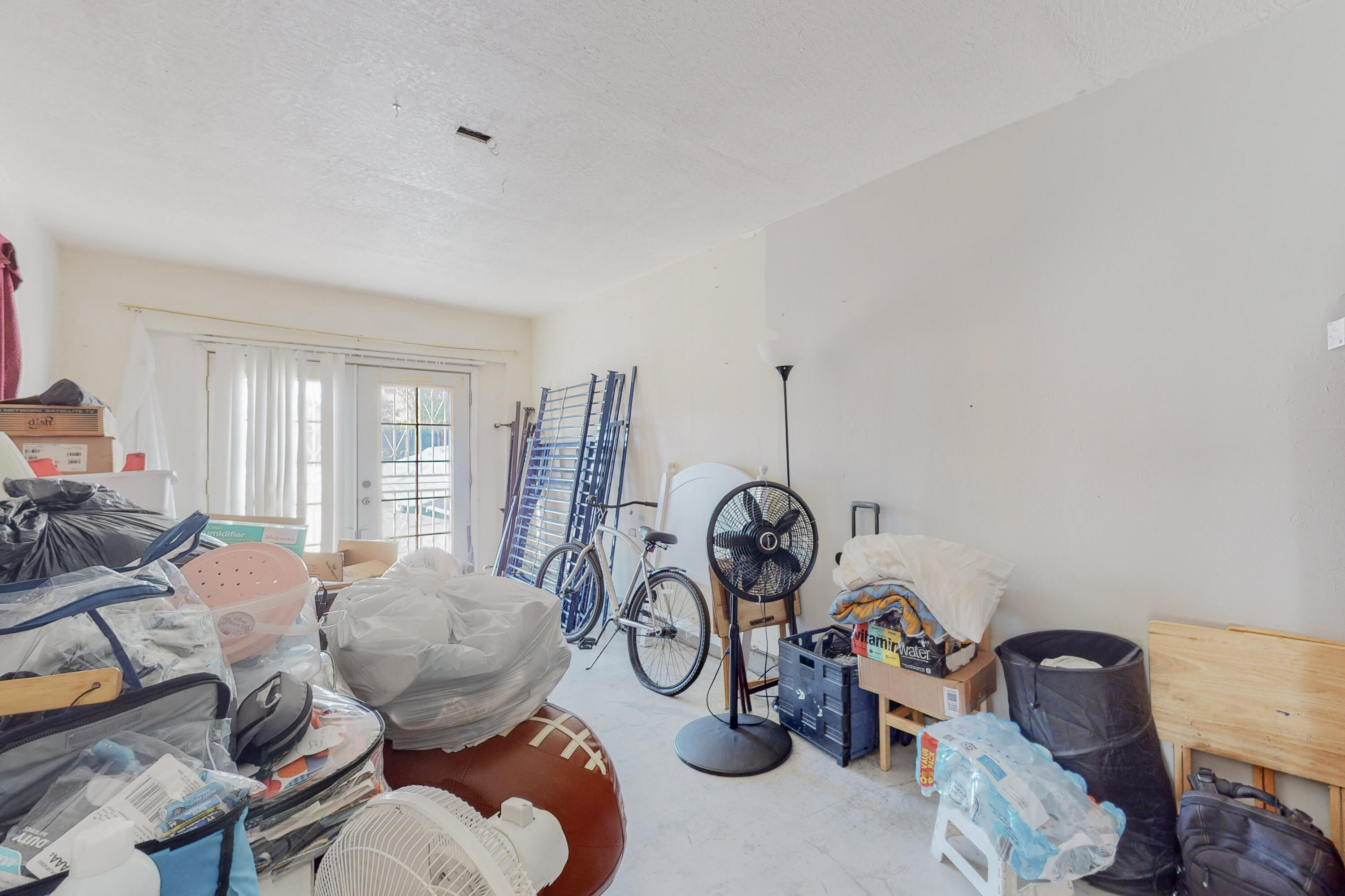 6067 REDLANDS Road NW