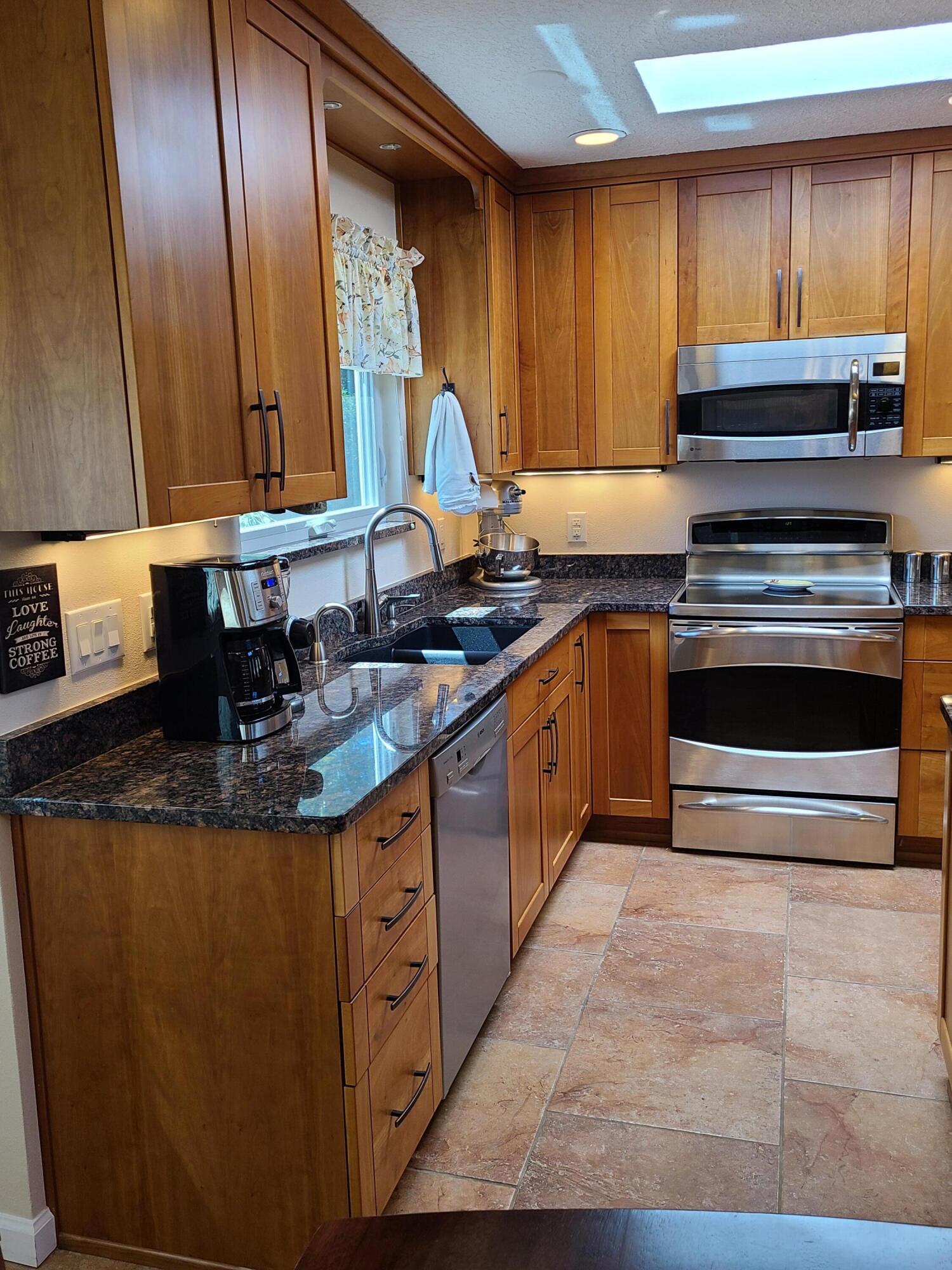 12900 TIERRA MONTANOSA Court NE