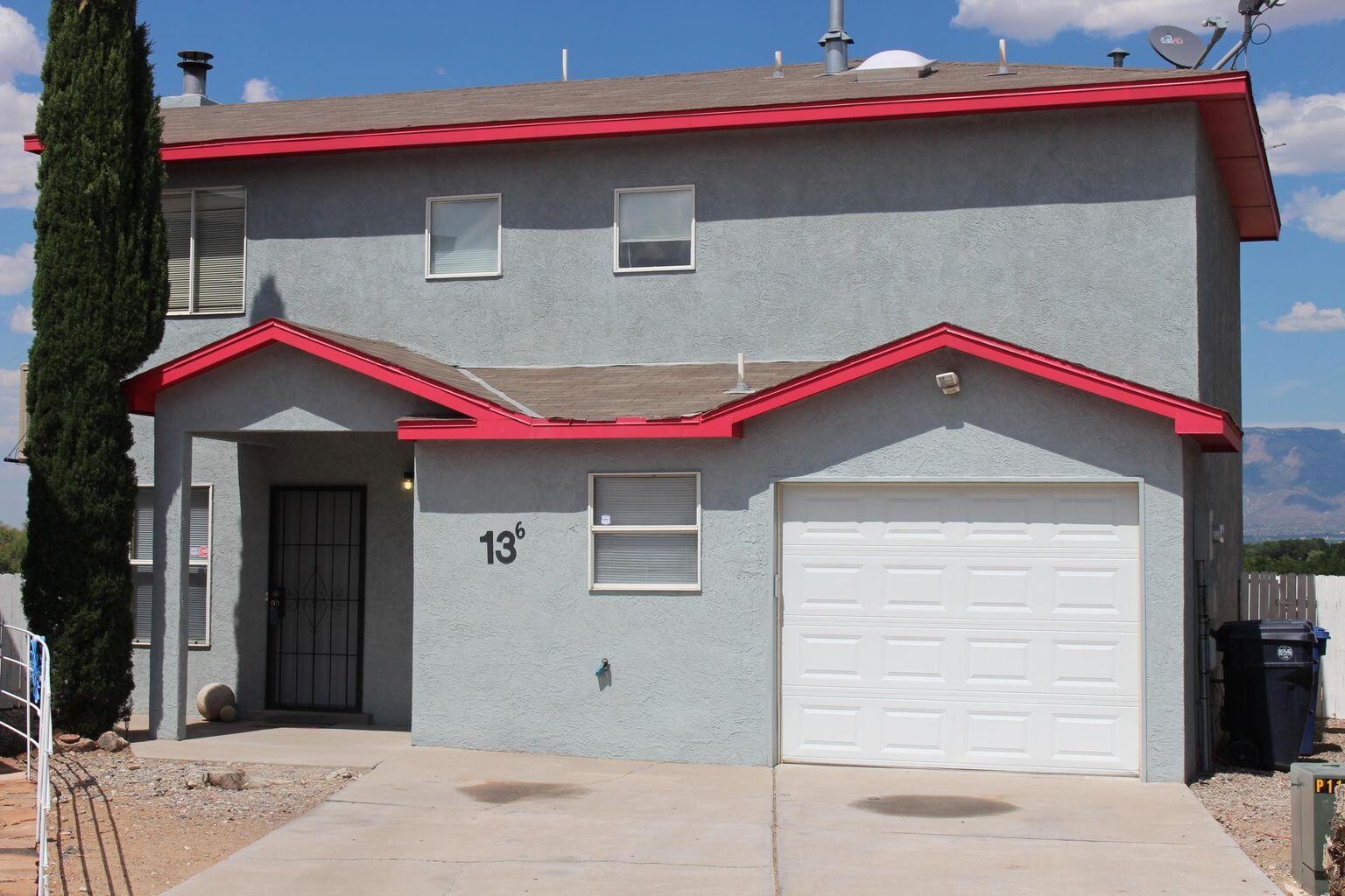 136 CASITA VISTA Place NW