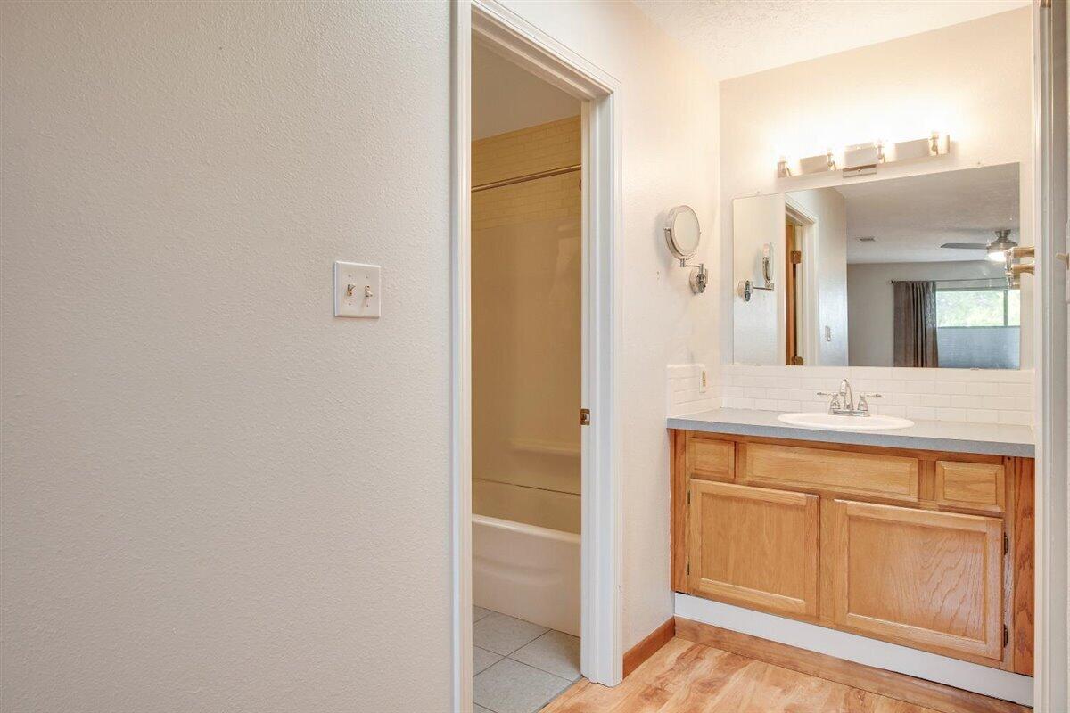 5801 LOWELL Street NE Unit: 15D