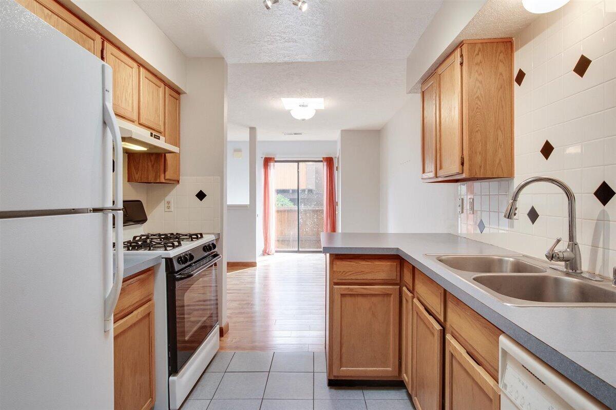 5801 LOWELL Street NE Unit: 15D