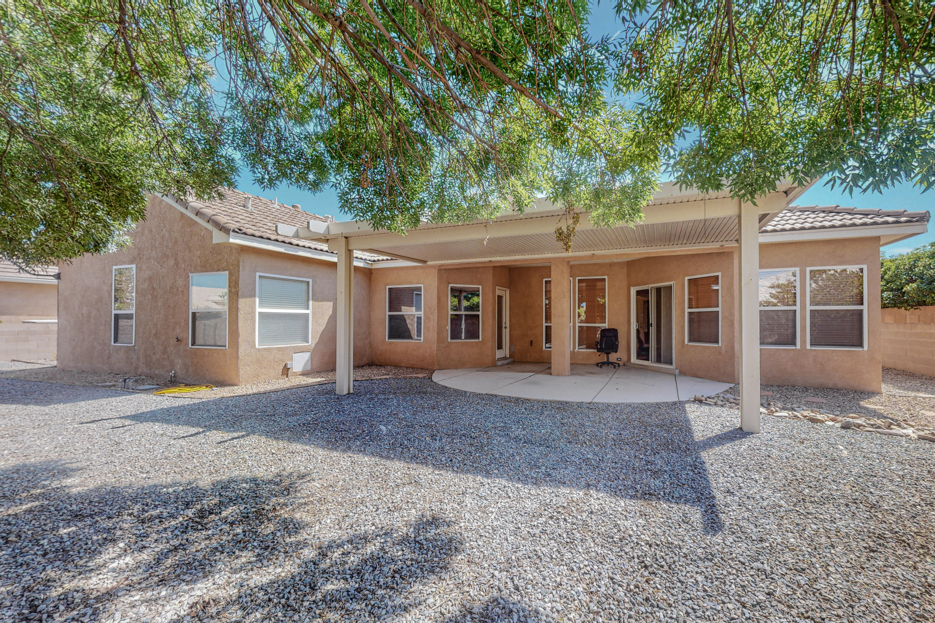 7205 CALLE MONTANA NE