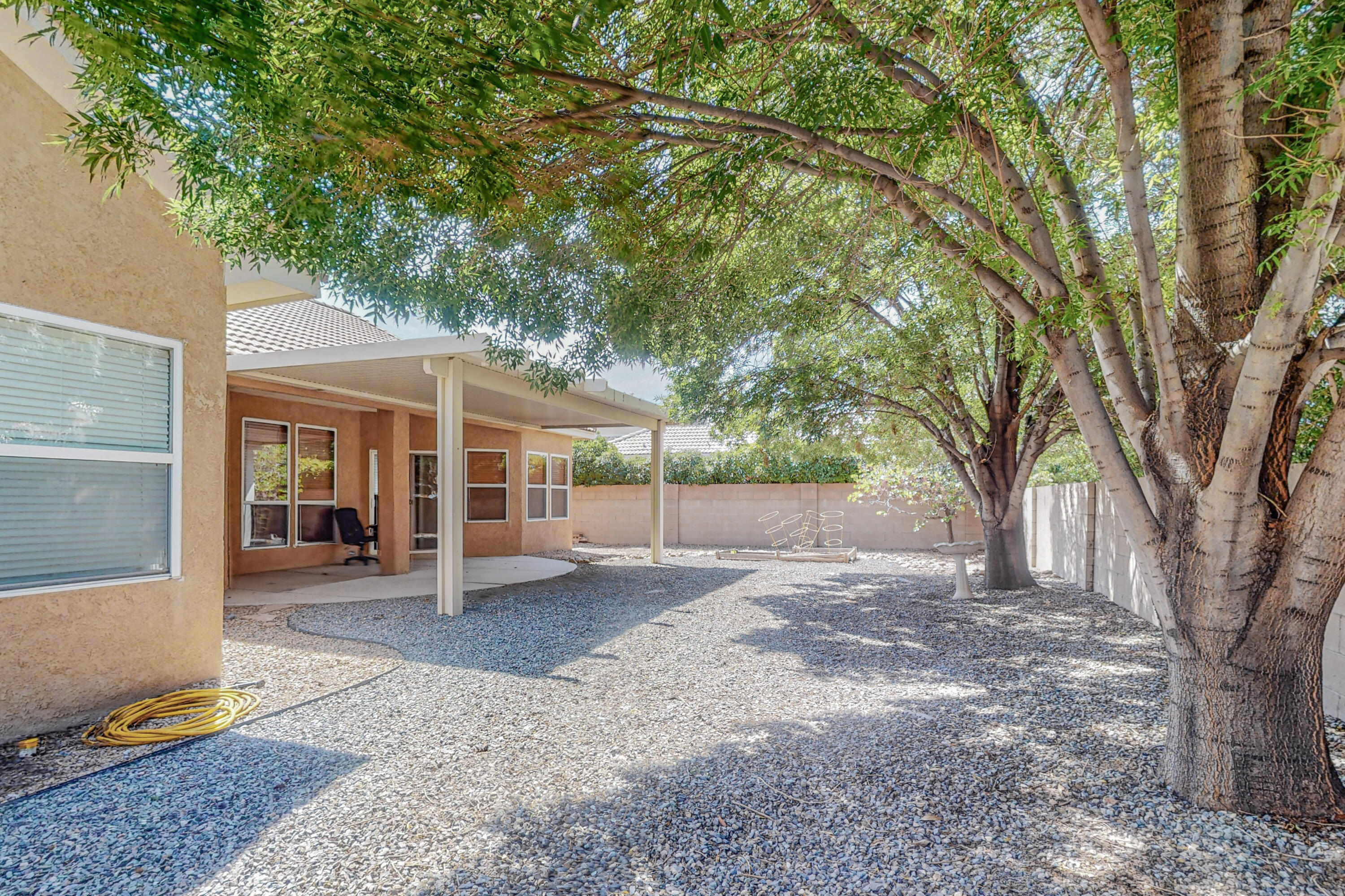 7205 CALLE MONTANA NE
