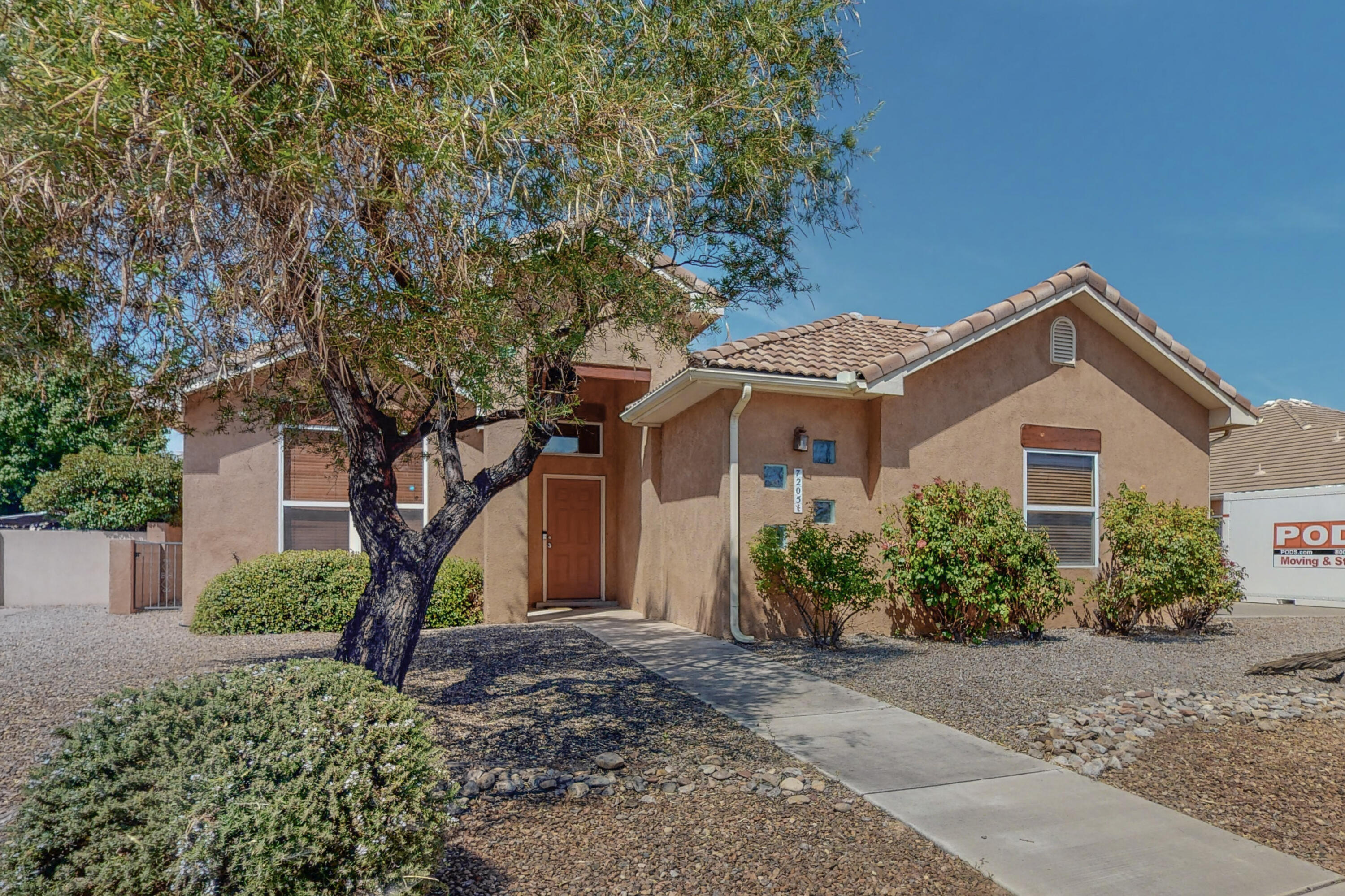 7205 CALLE MONTANA NE