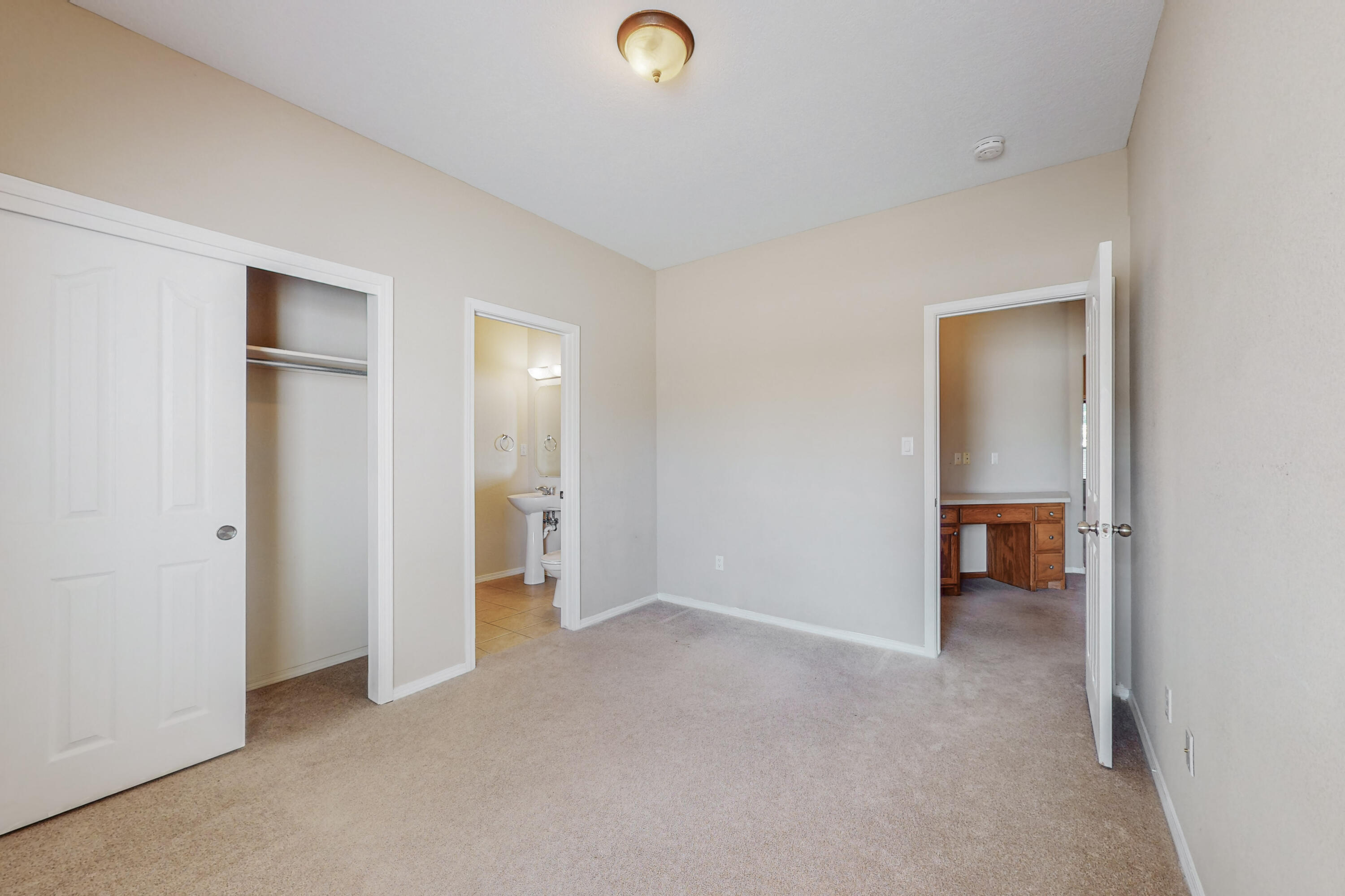 7205 CALLE MONTANA NE