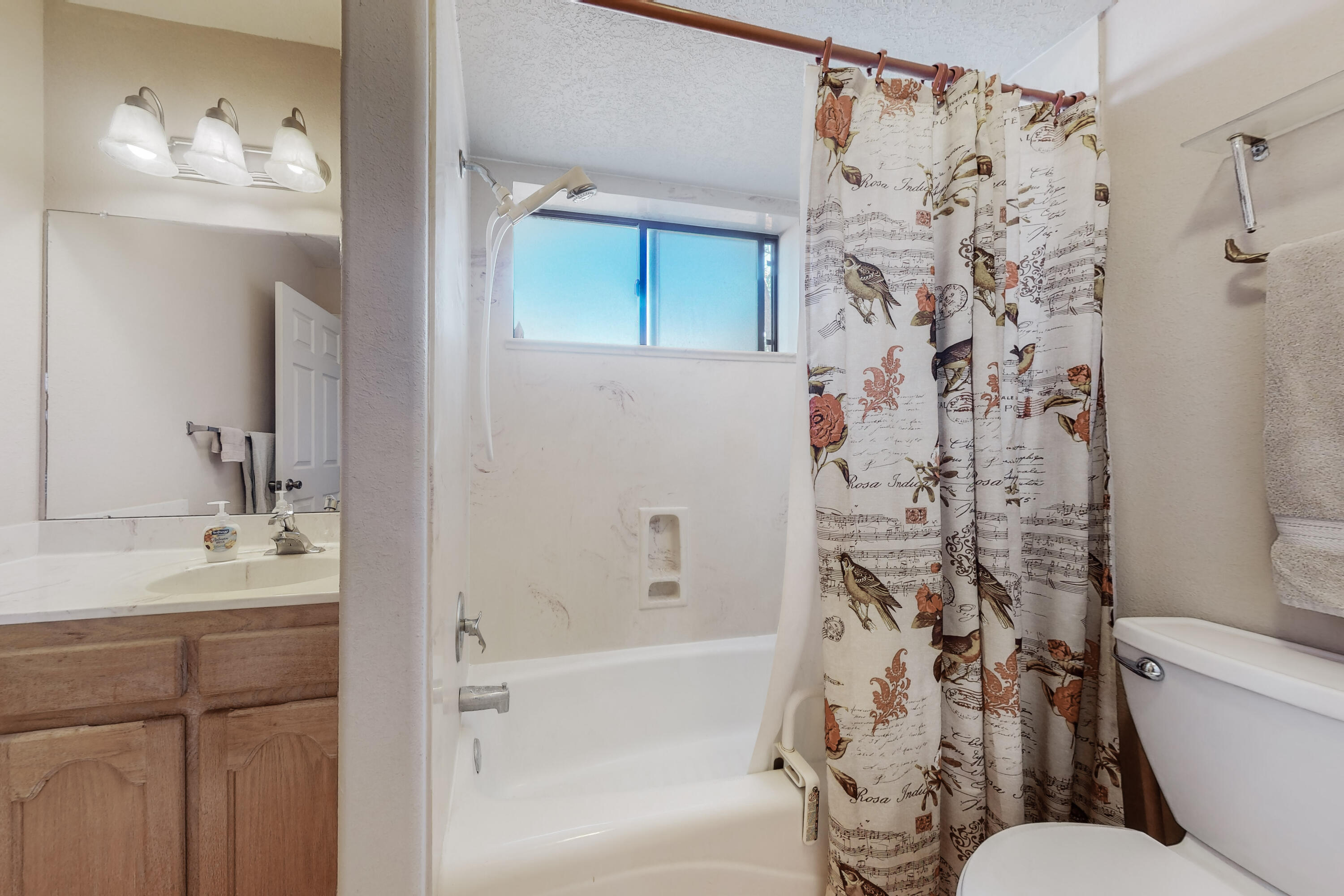 1006 LEE TREVINO Drive