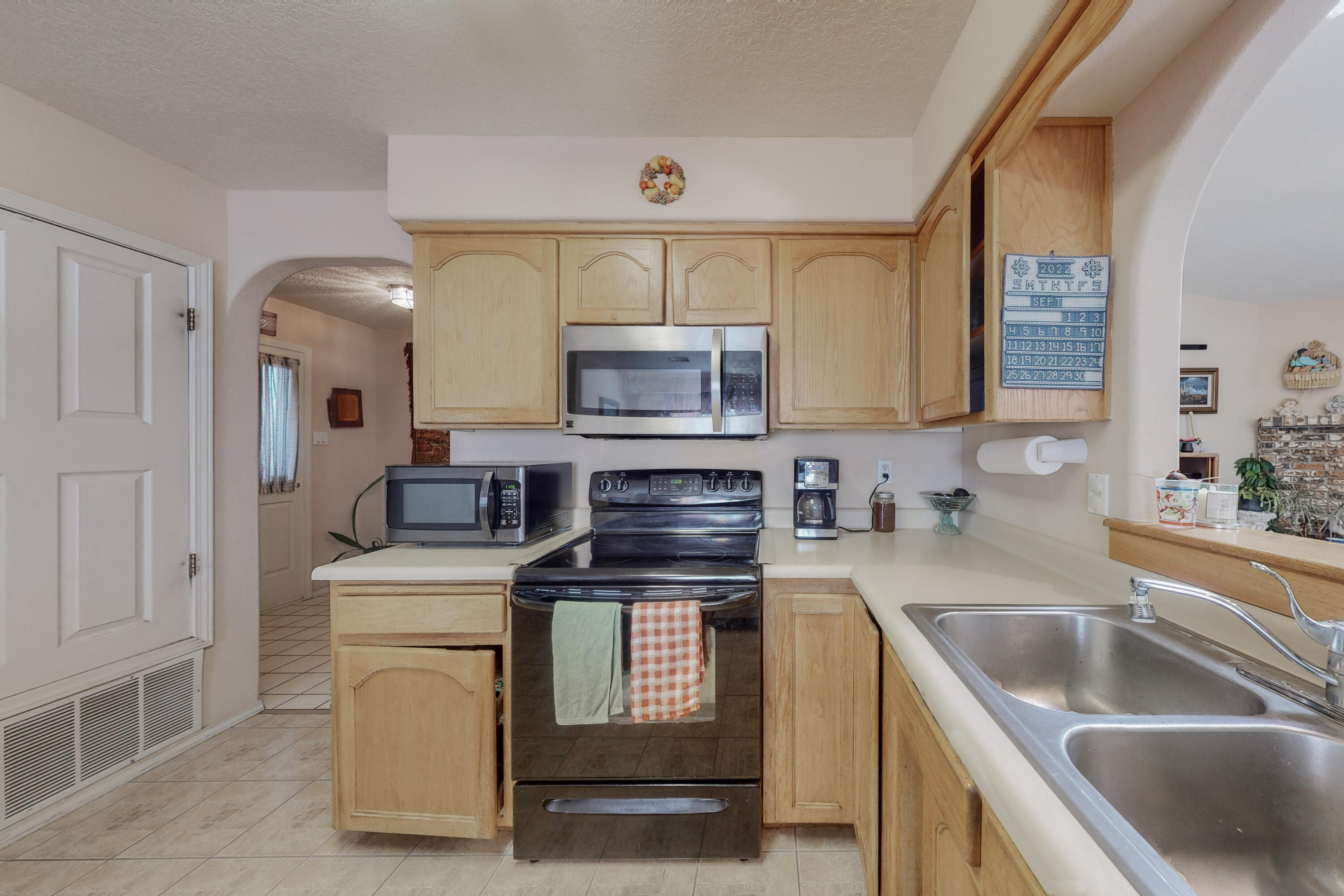 1006 LEE TREVINO Drive
