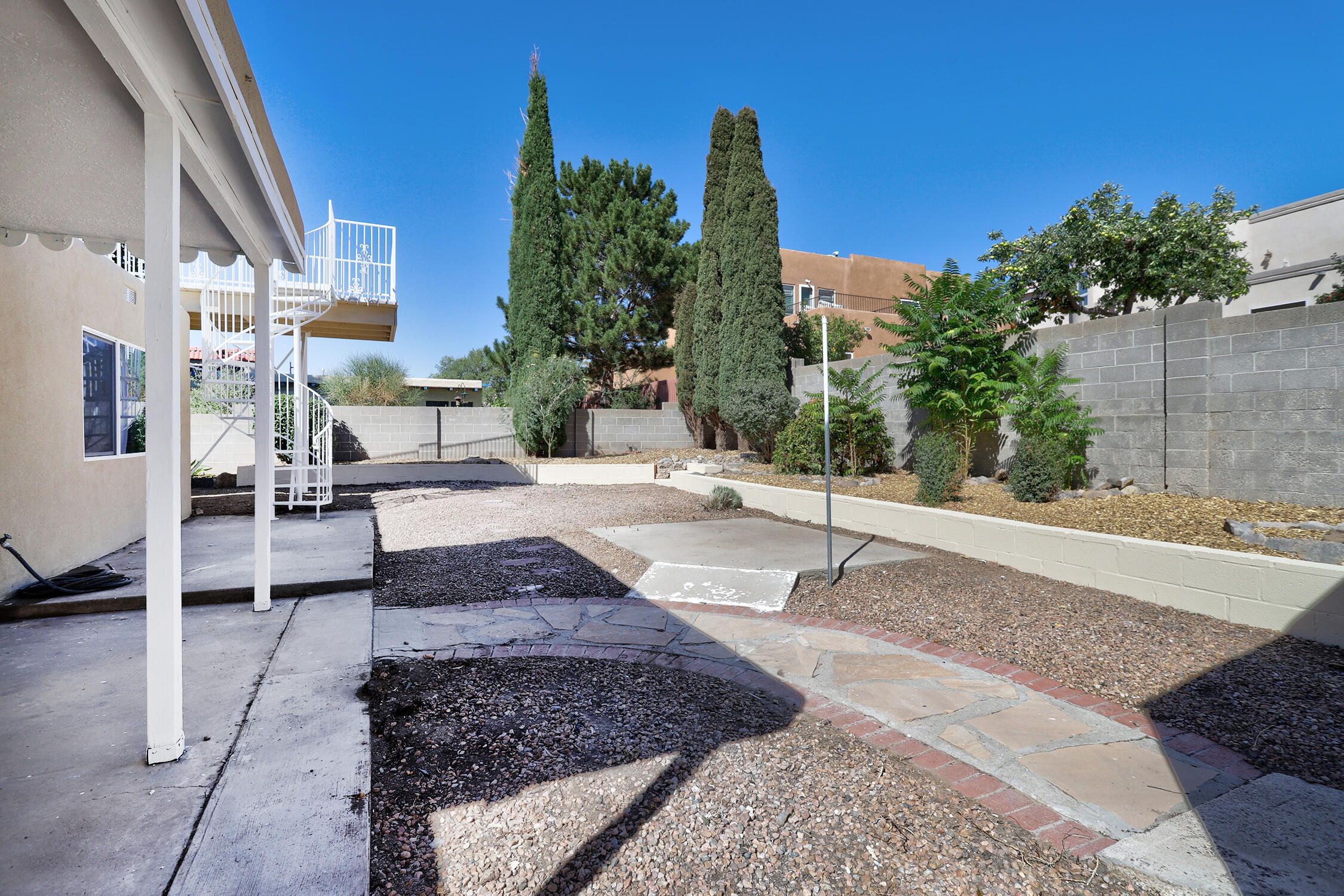 1510 MONTE LARGO Drive NE