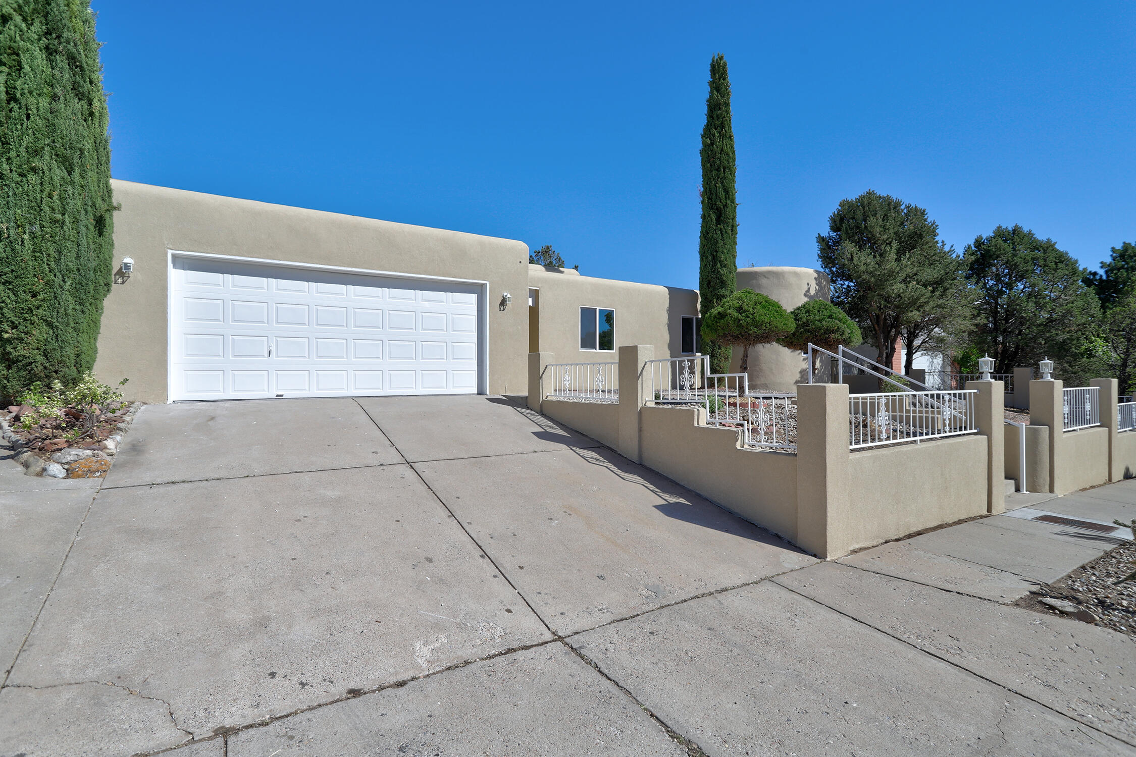 1510 MONTE LARGO Drive NE
