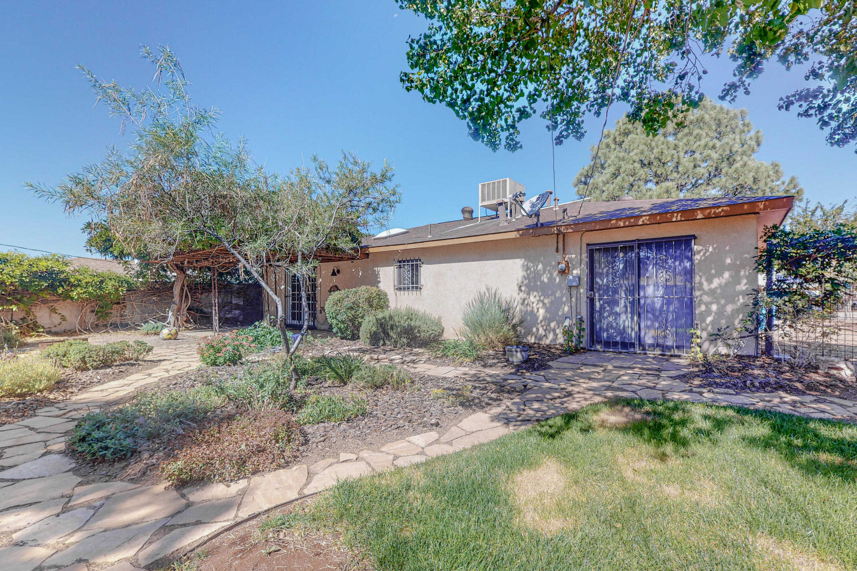 4148 ALCAZAR Street NE