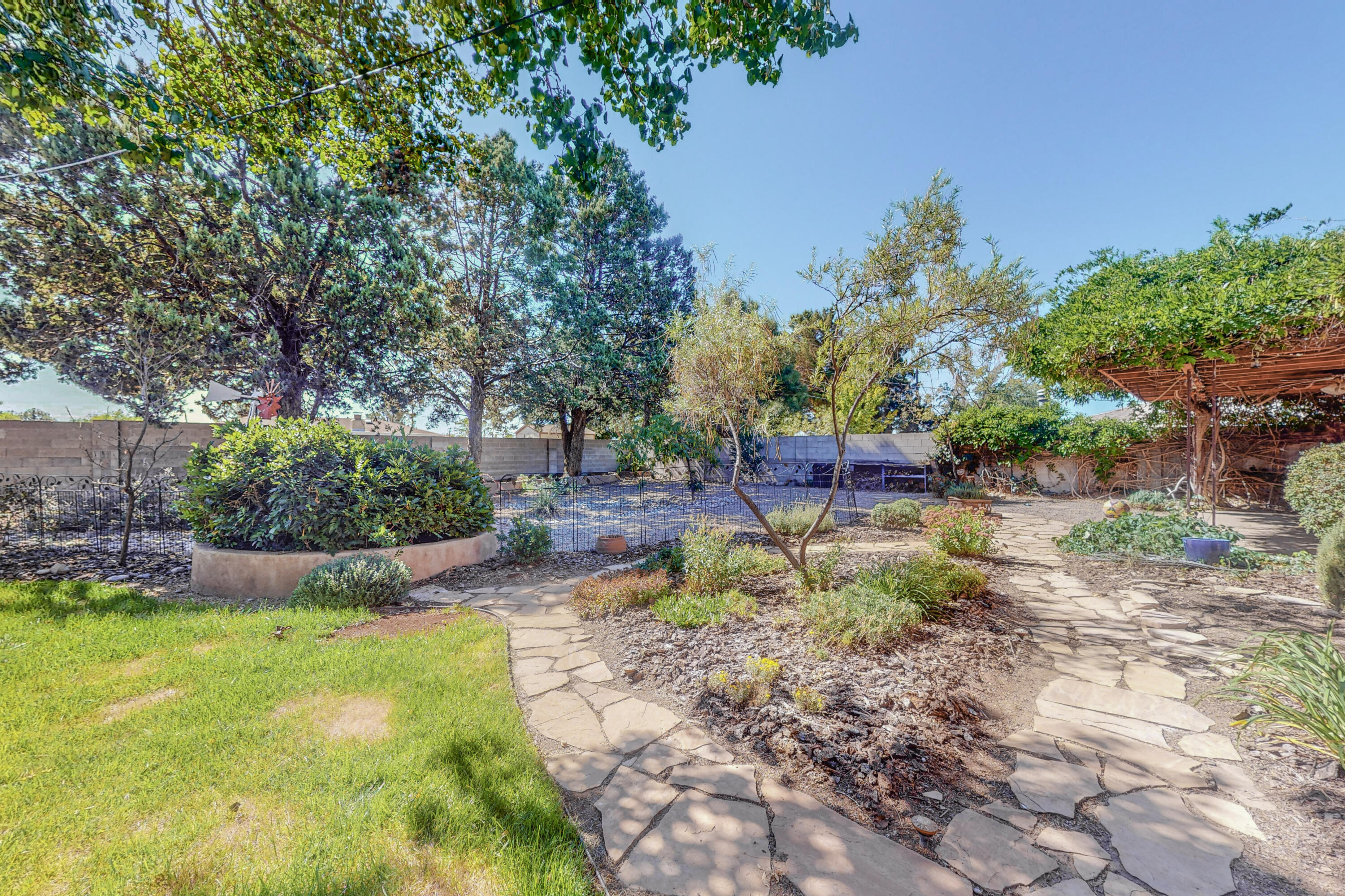 4148 ALCAZAR Street NE