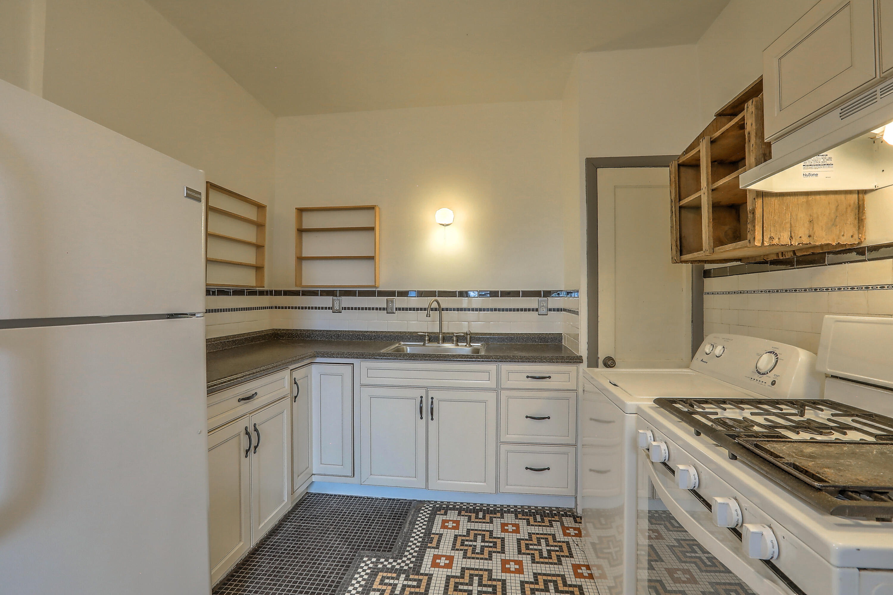 1014 WALTER Street SE