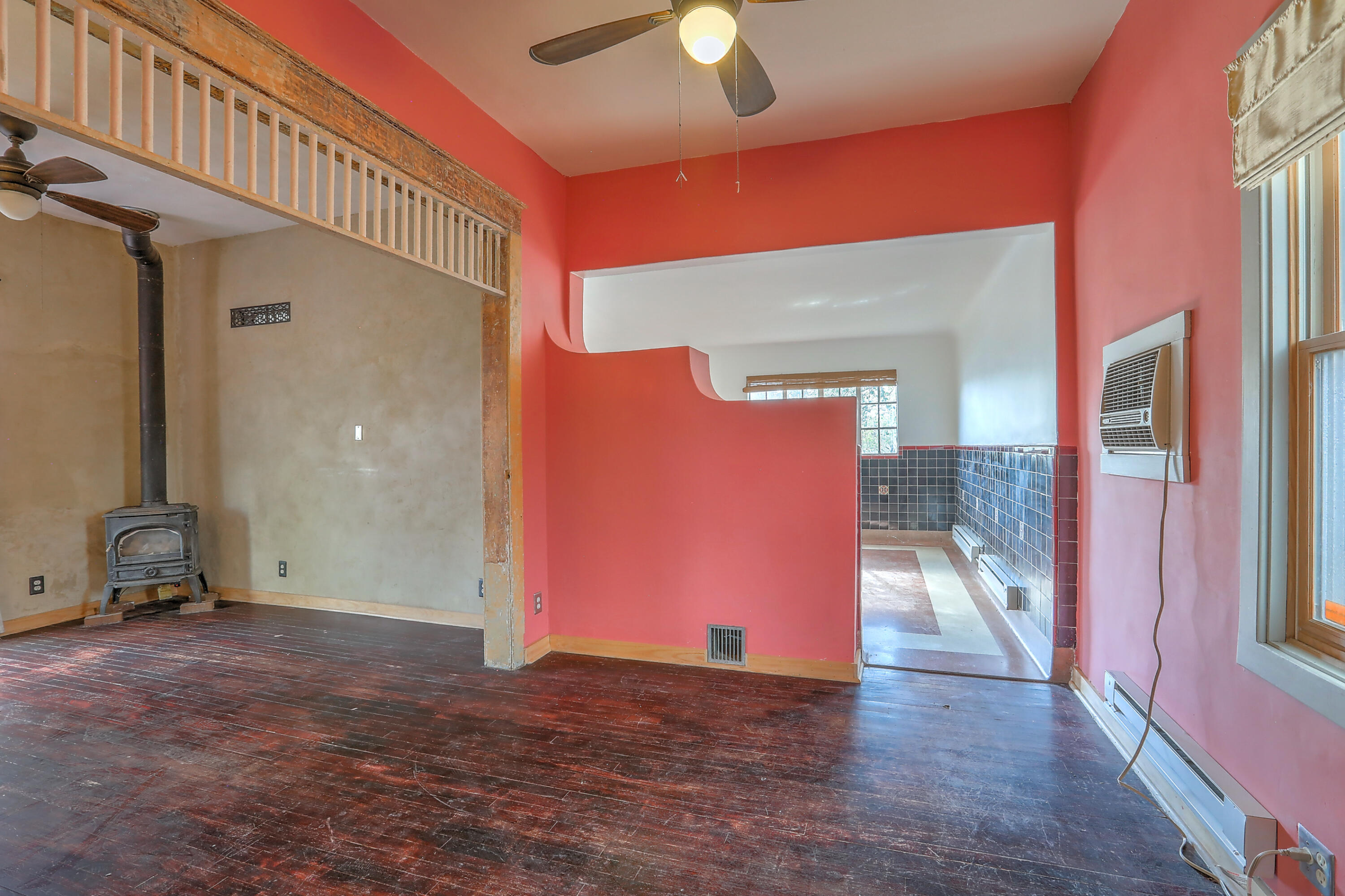 1014 WALTER Street SE