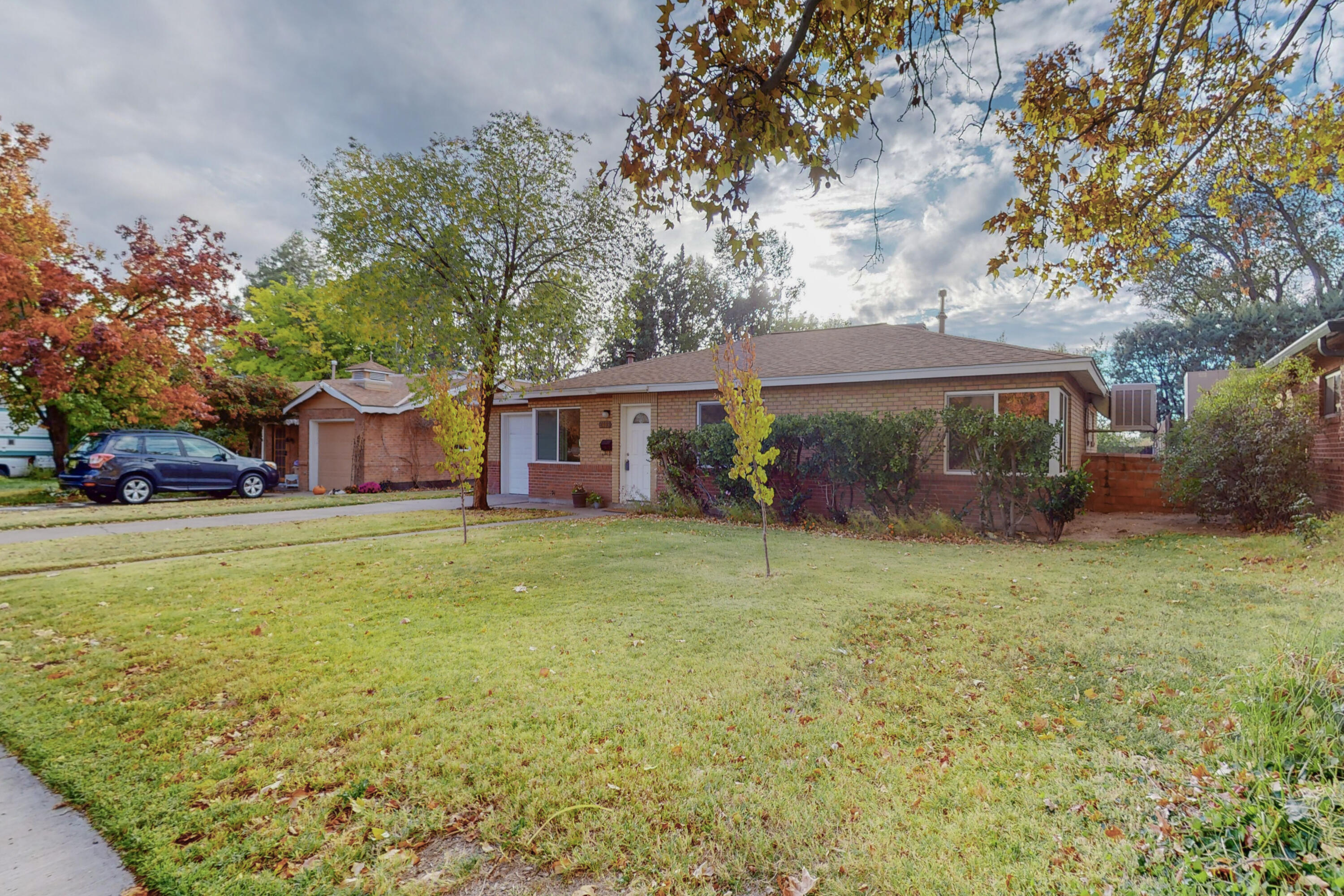 2403 General Bradley Street NE