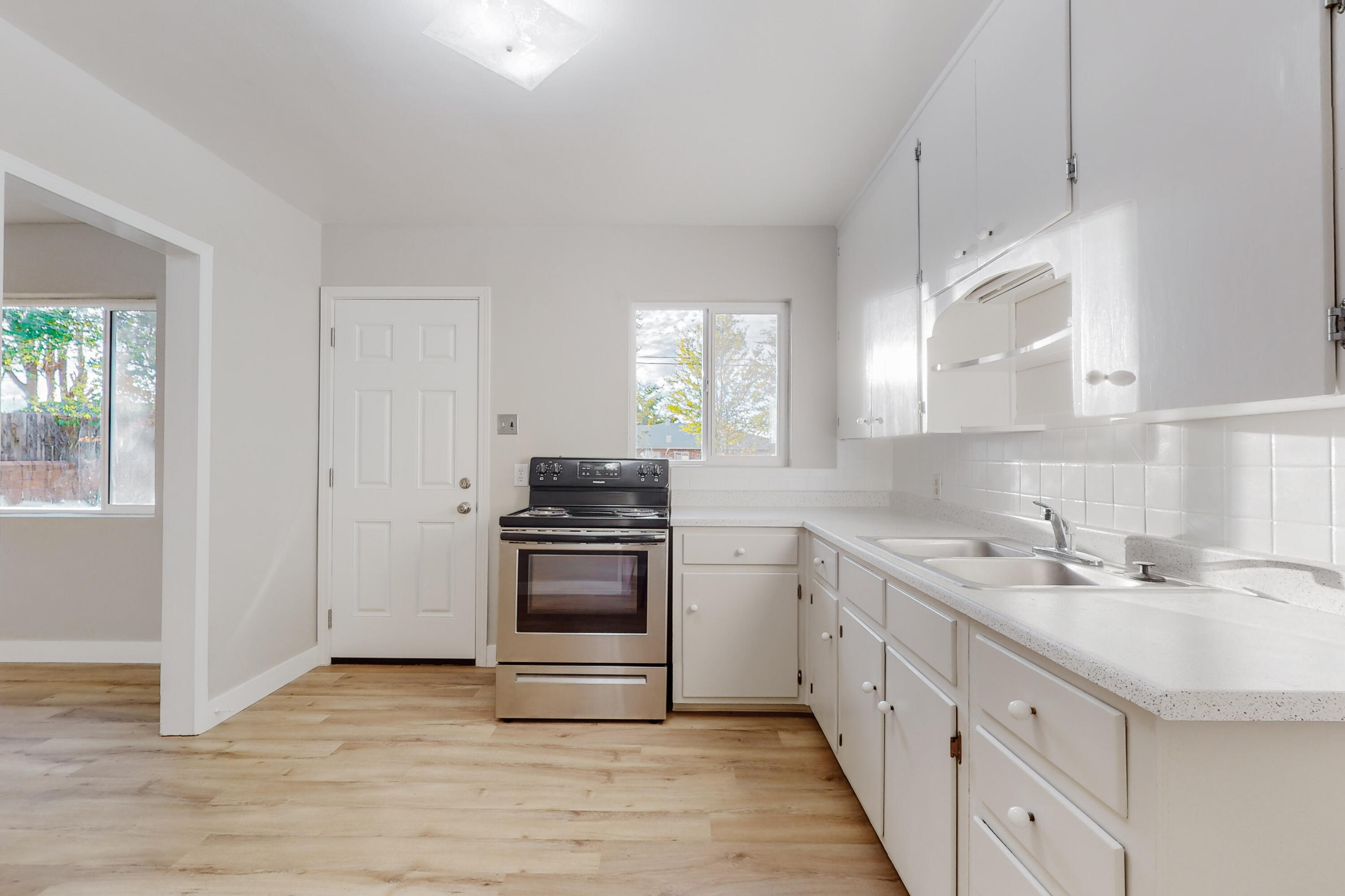 2403 General Bradley Street NE