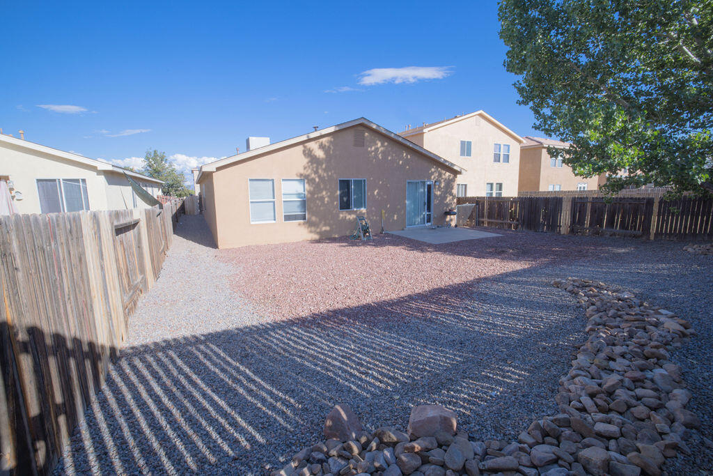 927 WOOD DUCK Drive SW