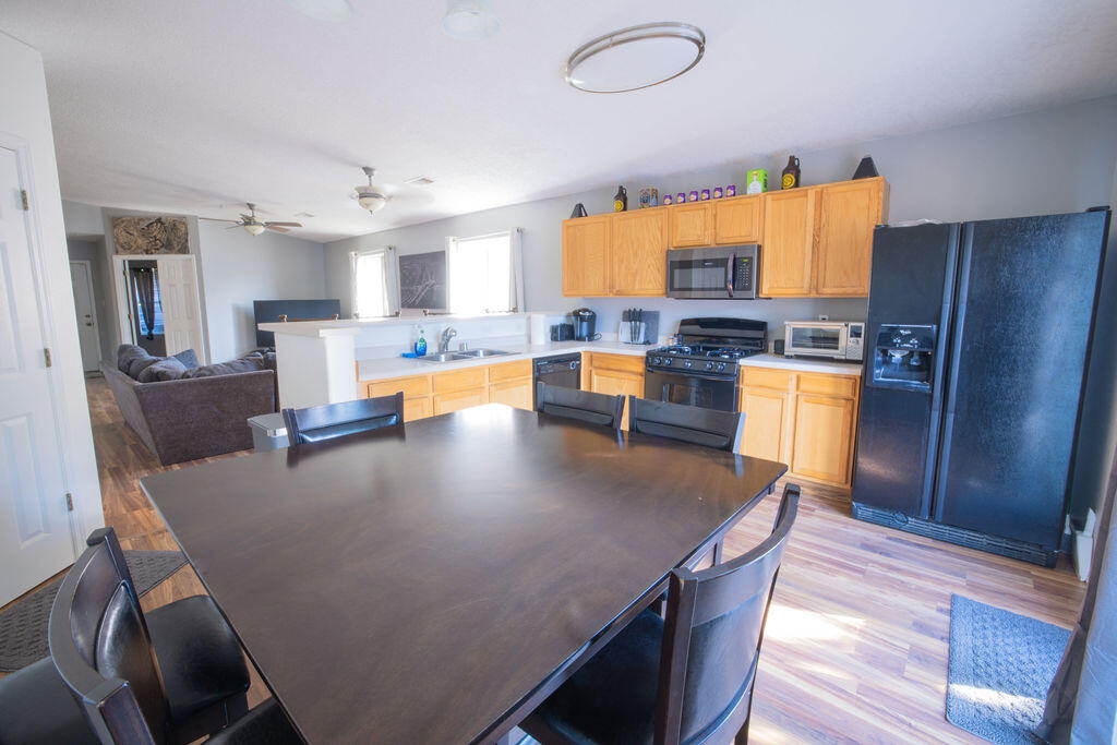 927 WOOD DUCK Drive SW