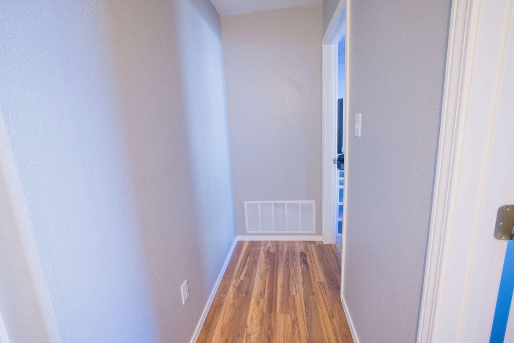 927 WOOD DUCK Drive SW