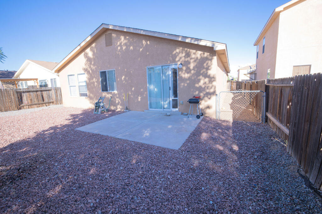 927 WOOD DUCK Drive SW