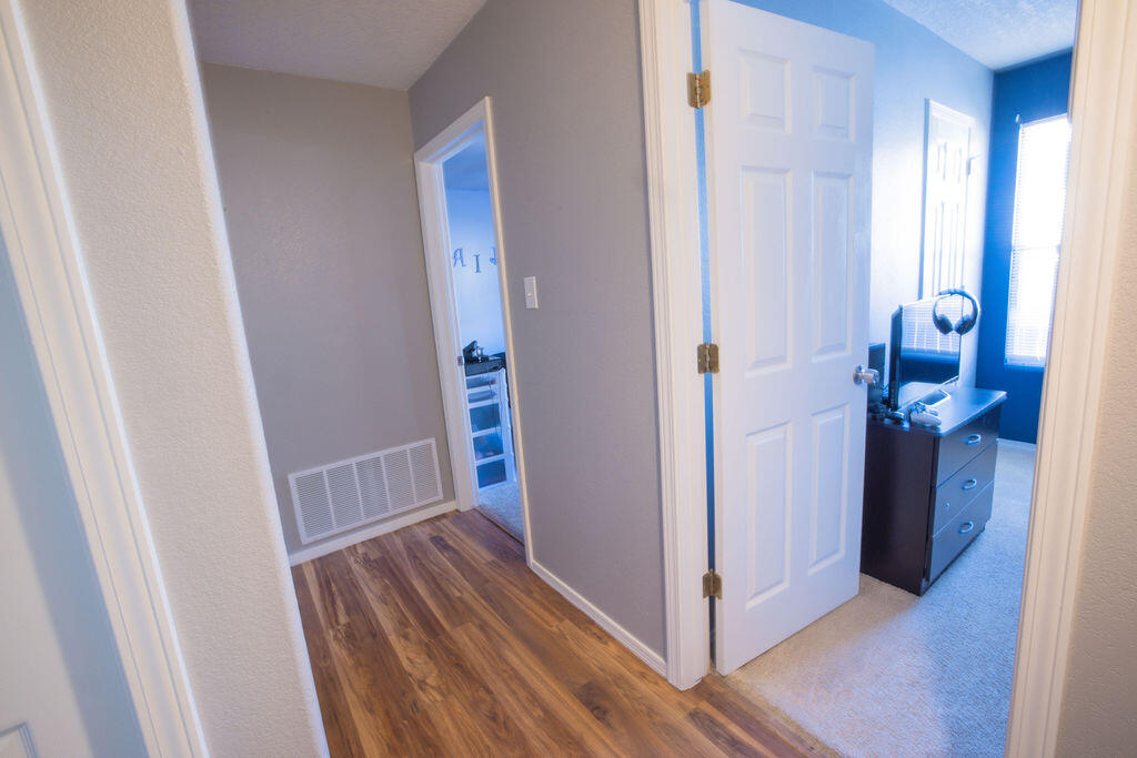 927 WOOD DUCK Drive SW