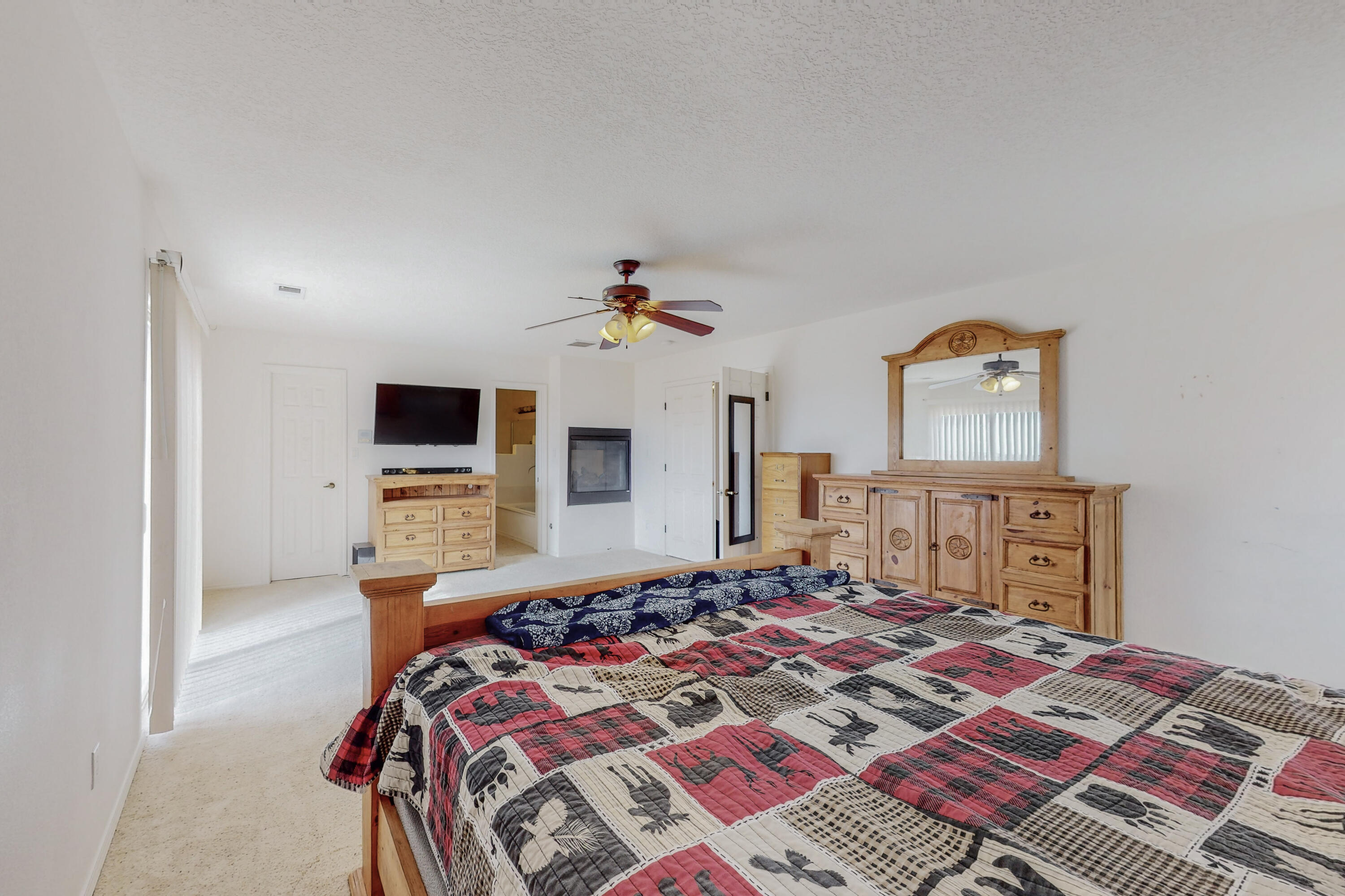 3361 COCHITI Street NE
