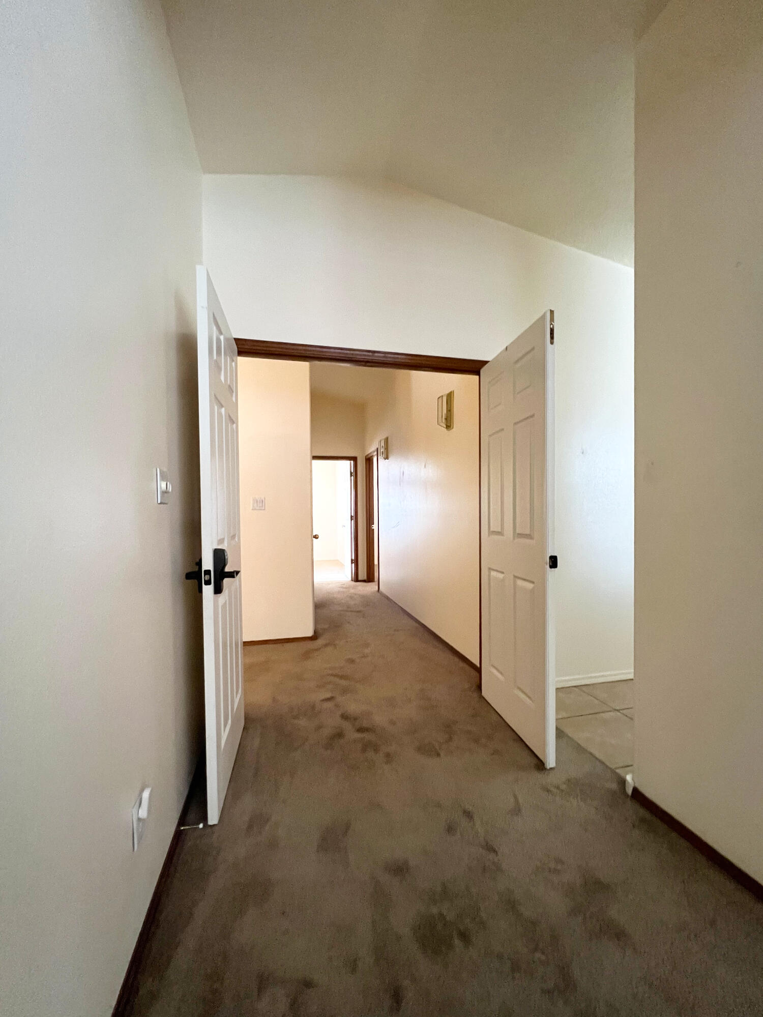 8028 CAMINO DE AGUILA NW
