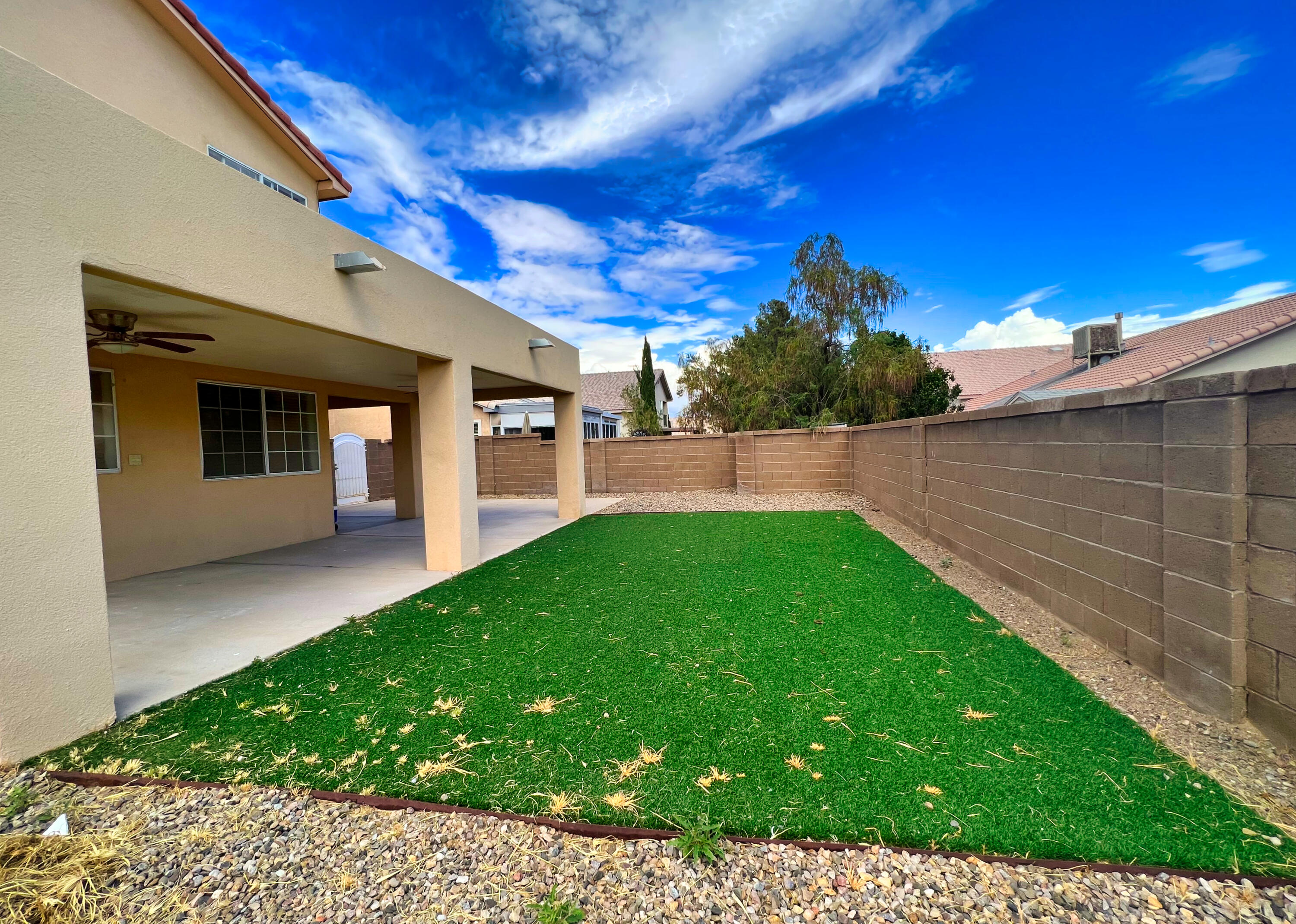 8028 CAMINO DE AGUILA NW