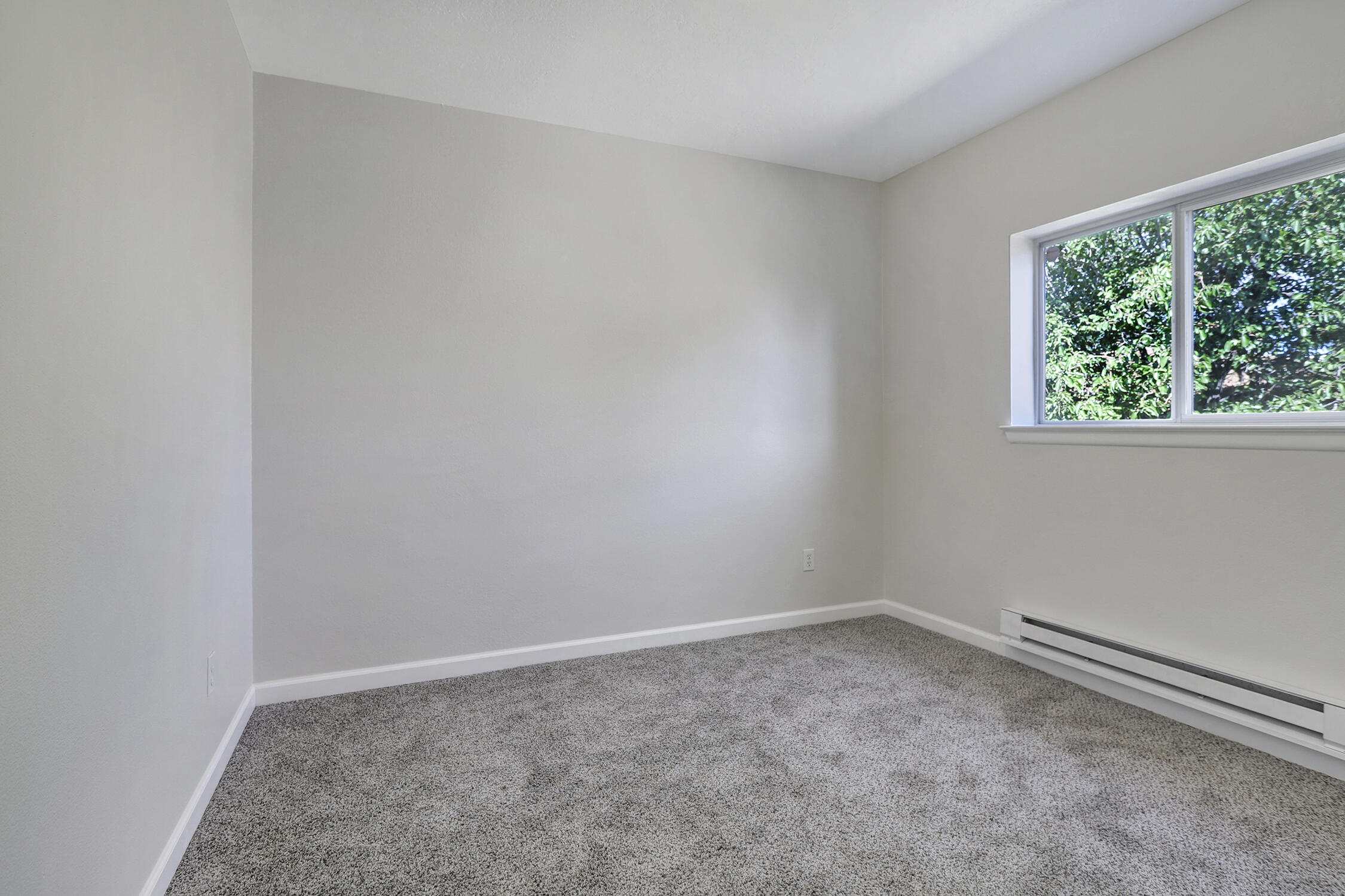 5013 REDLANDS Road NW