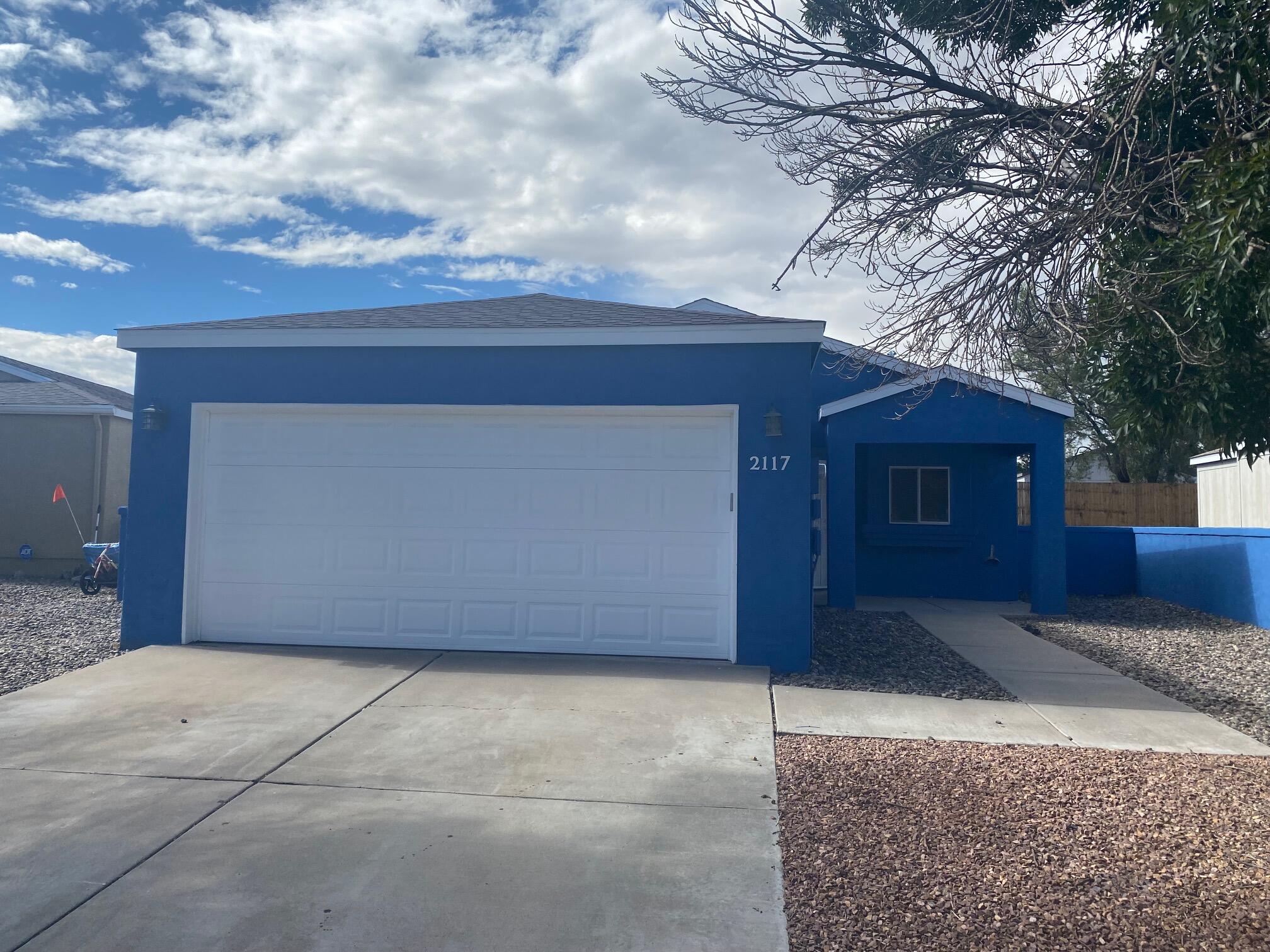 2117 SIERRA Lane NE