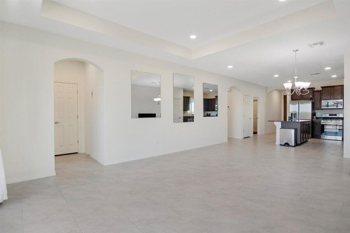 4453 GOLDEN EAGLE Loop NE
