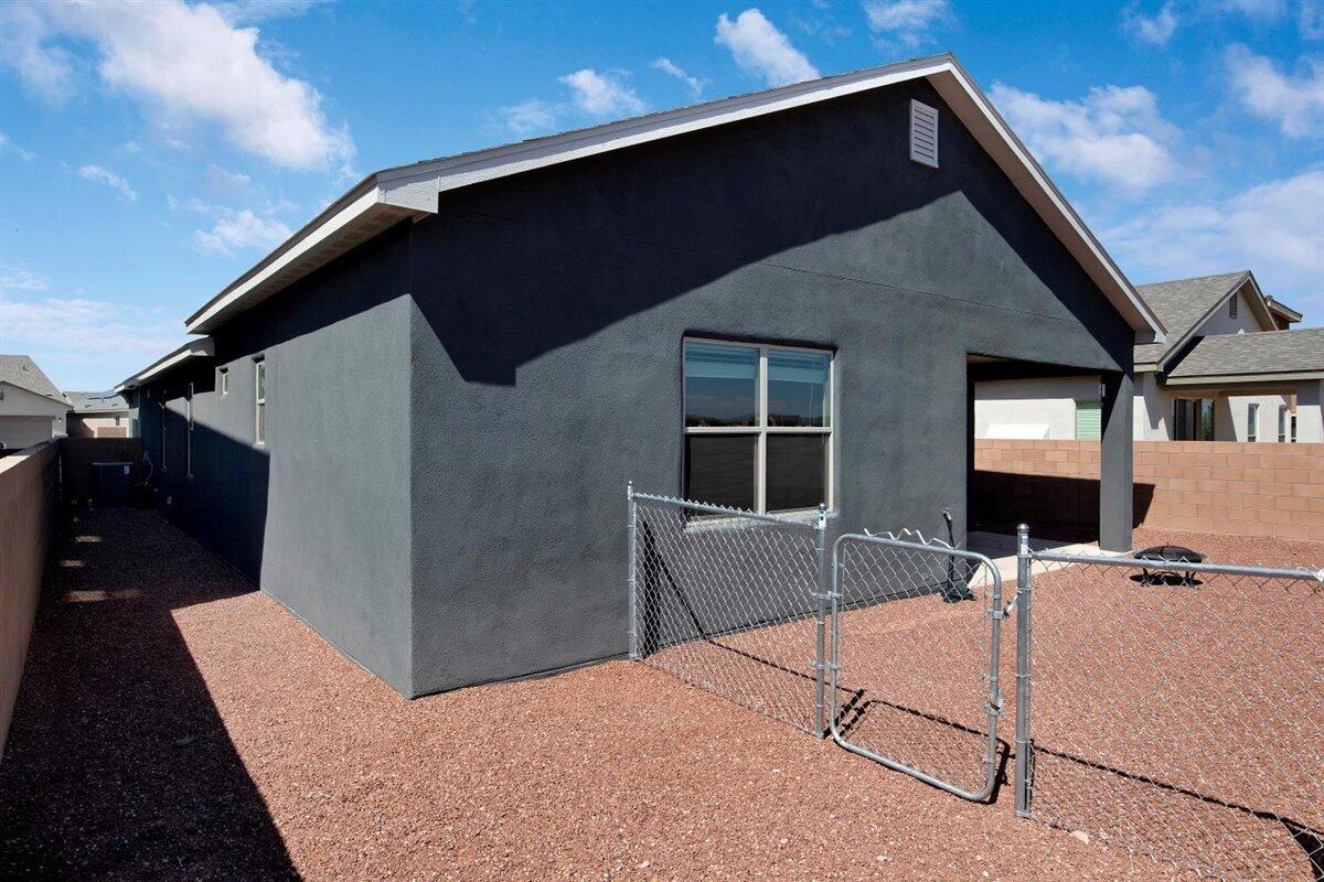 4453 GOLDEN EAGLE Loop NE