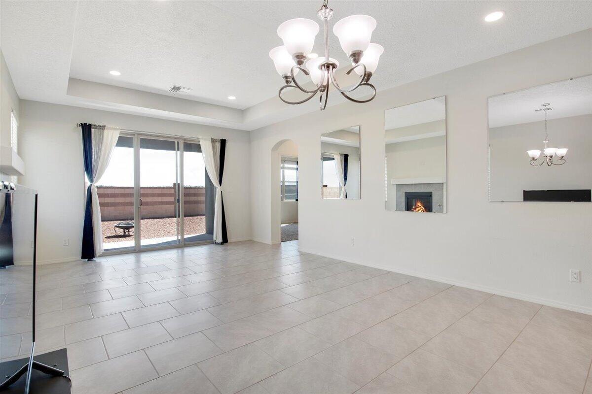 4453 GOLDEN EAGLE Loop NE