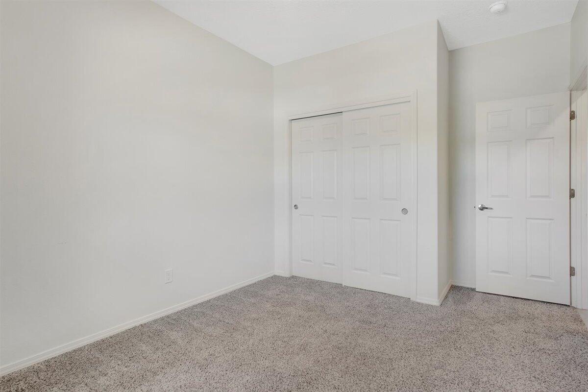 4453 GOLDEN EAGLE Loop NE