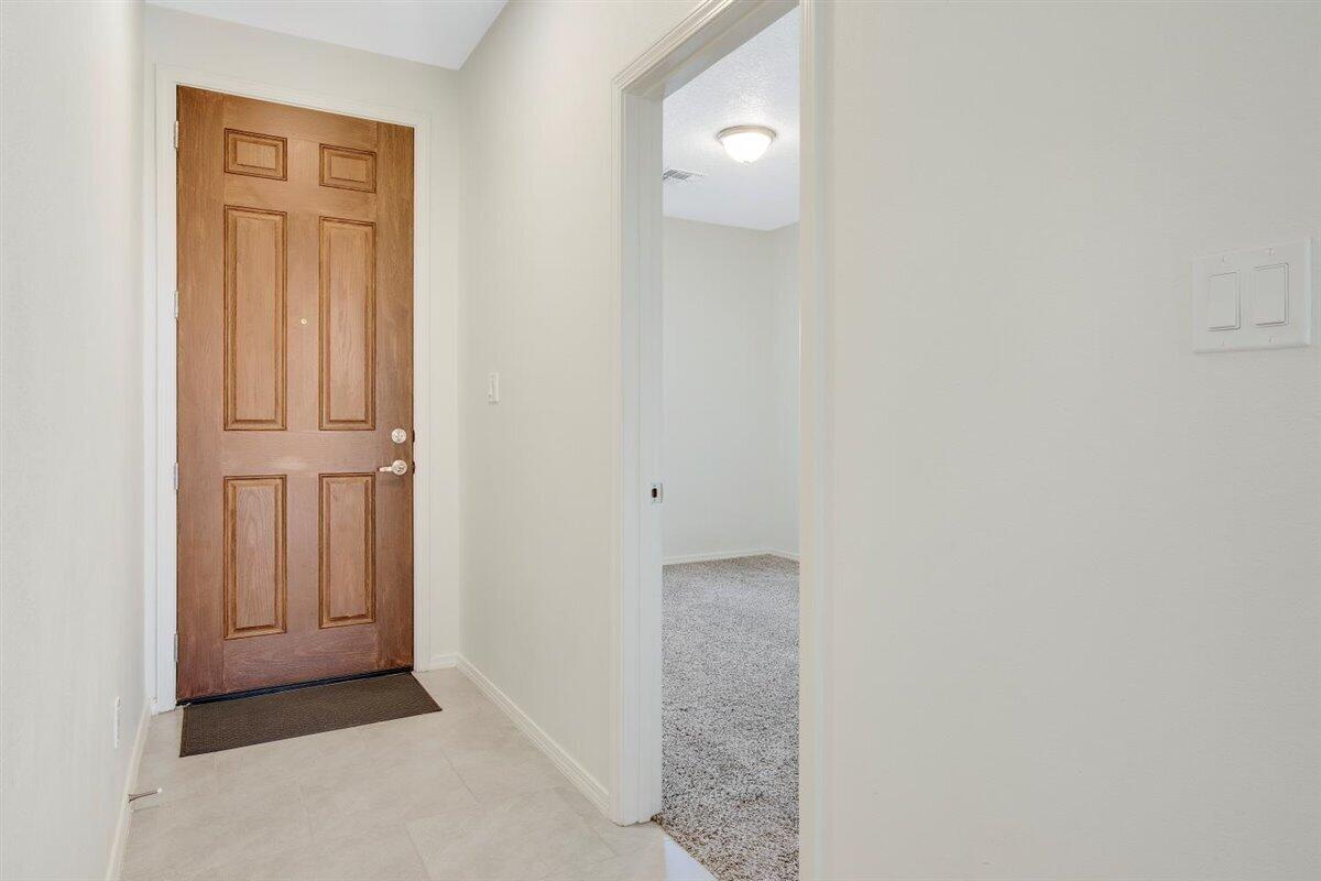 4453 GOLDEN EAGLE Loop NE