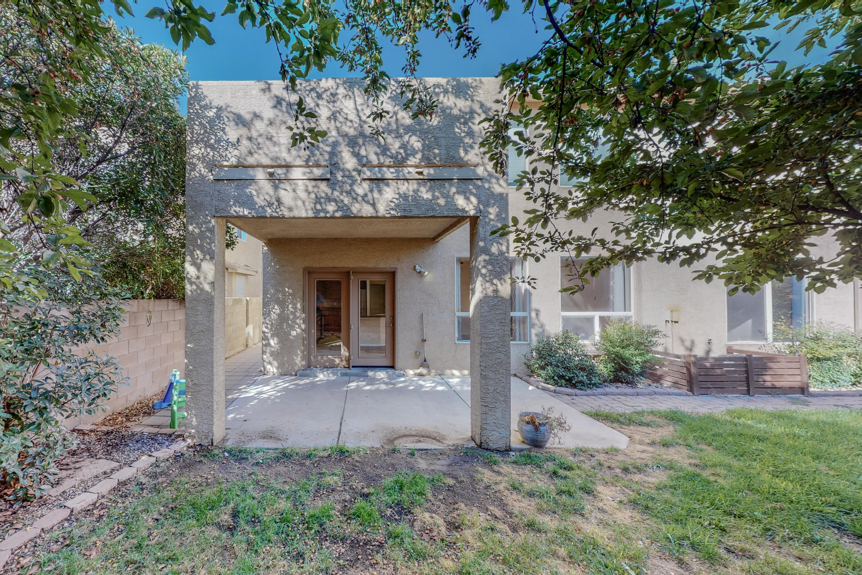 8624 PINE SPRINGS Court NE