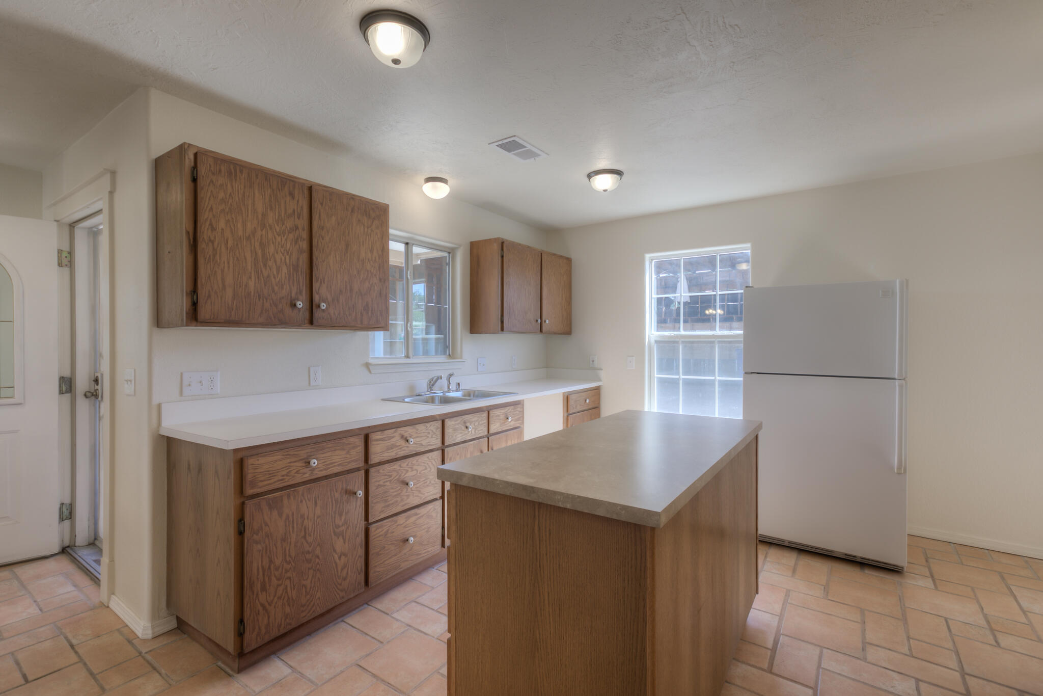 208 53rd Street SW