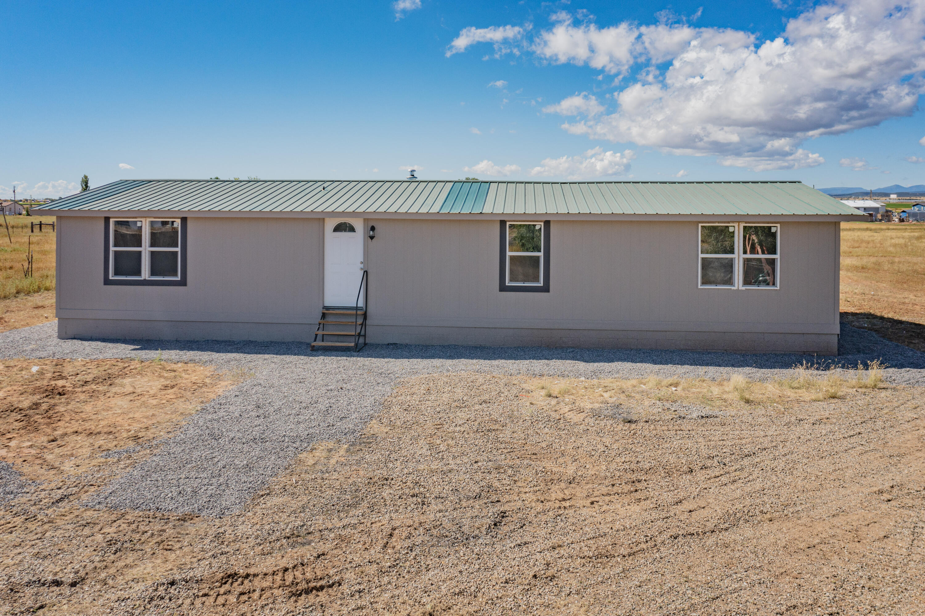 31 SANDIA Street