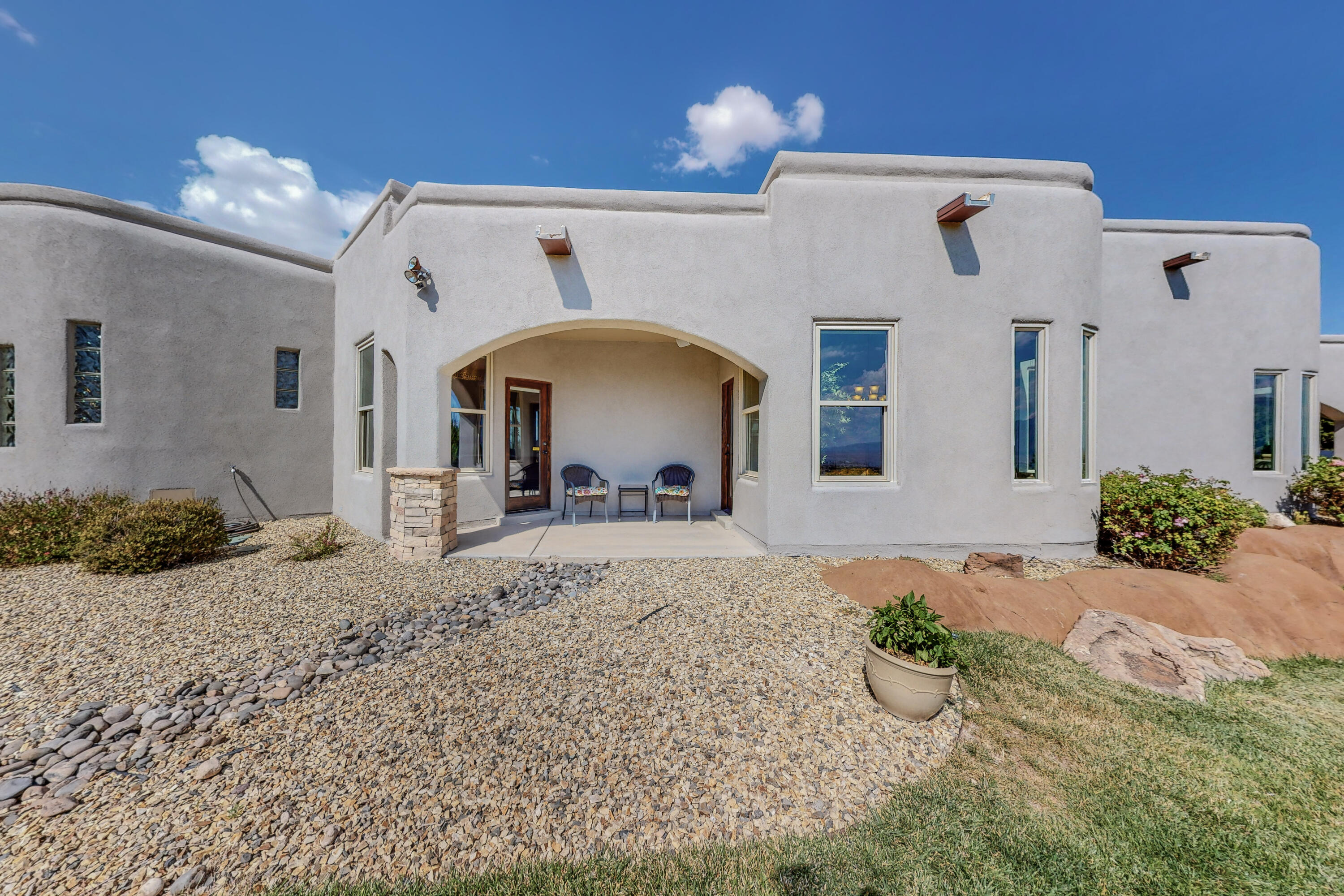 5908 COUNT Drive NE