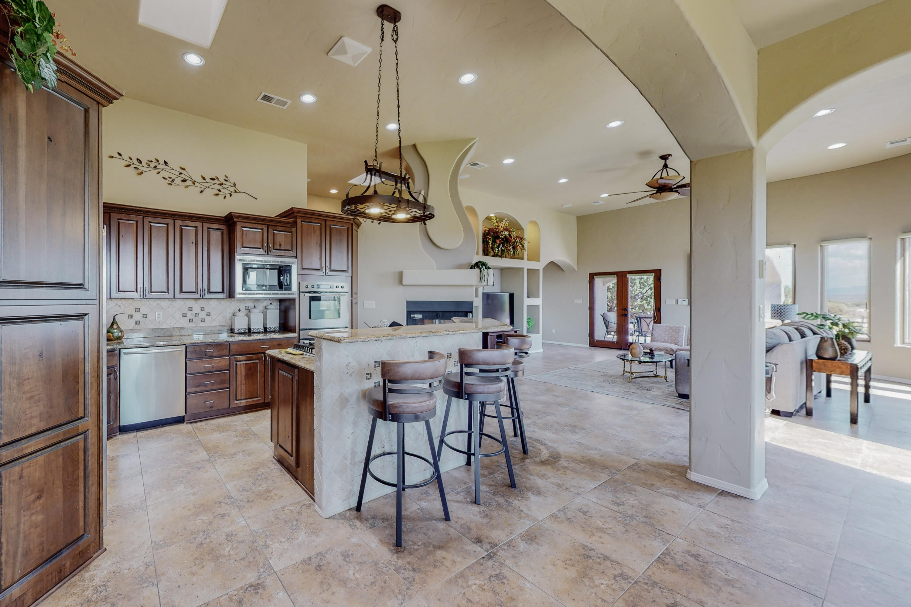 5908 COUNT Drive NE