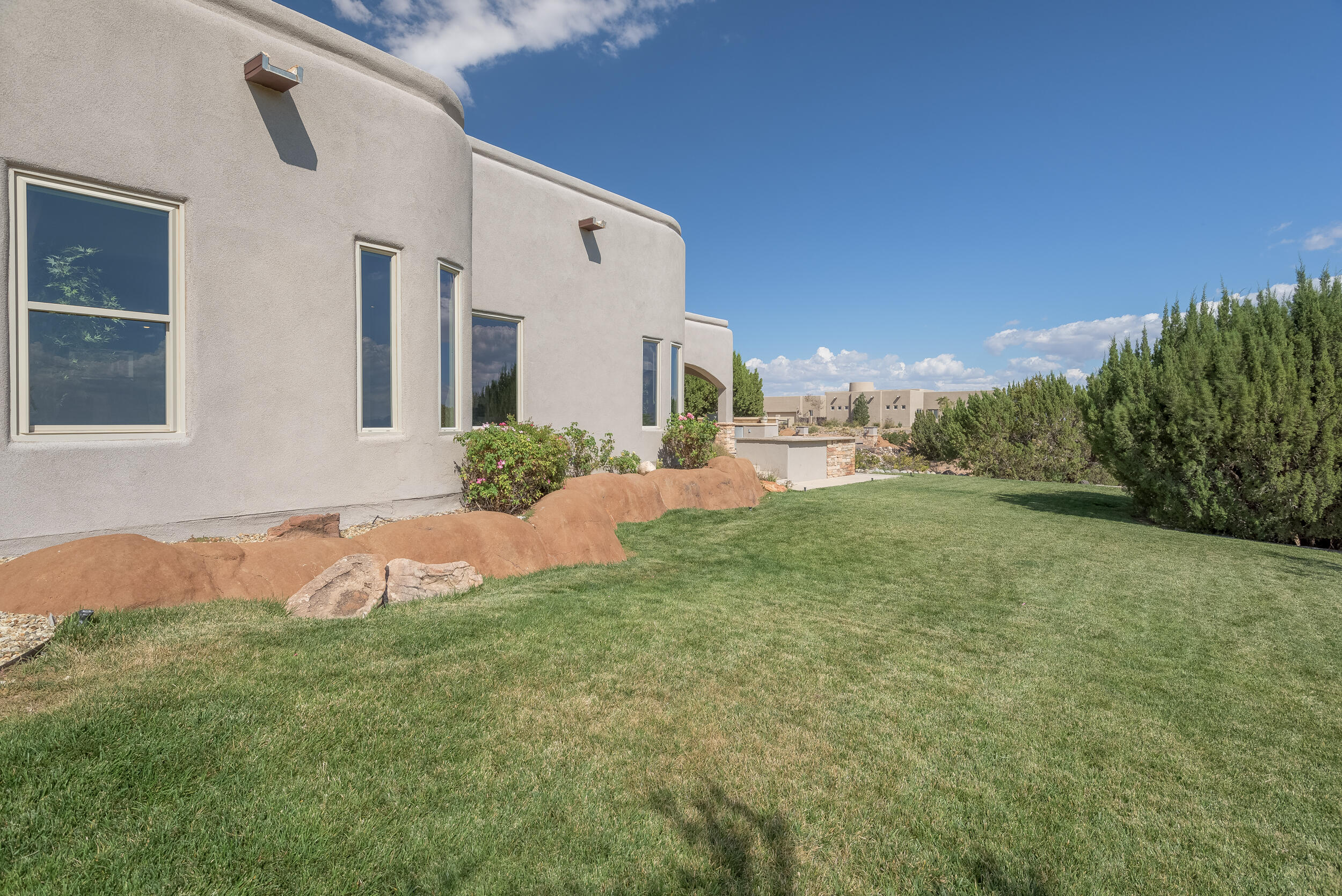 5908 COUNT Drive NE