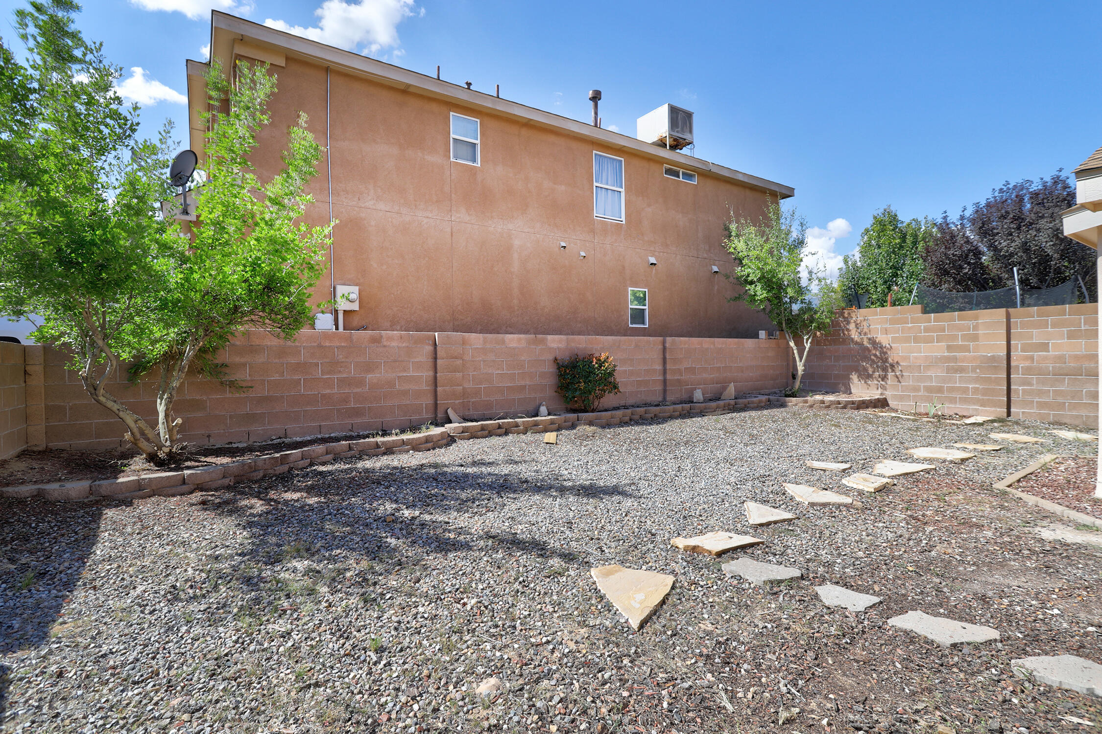 10419 CONDOR Drive NW