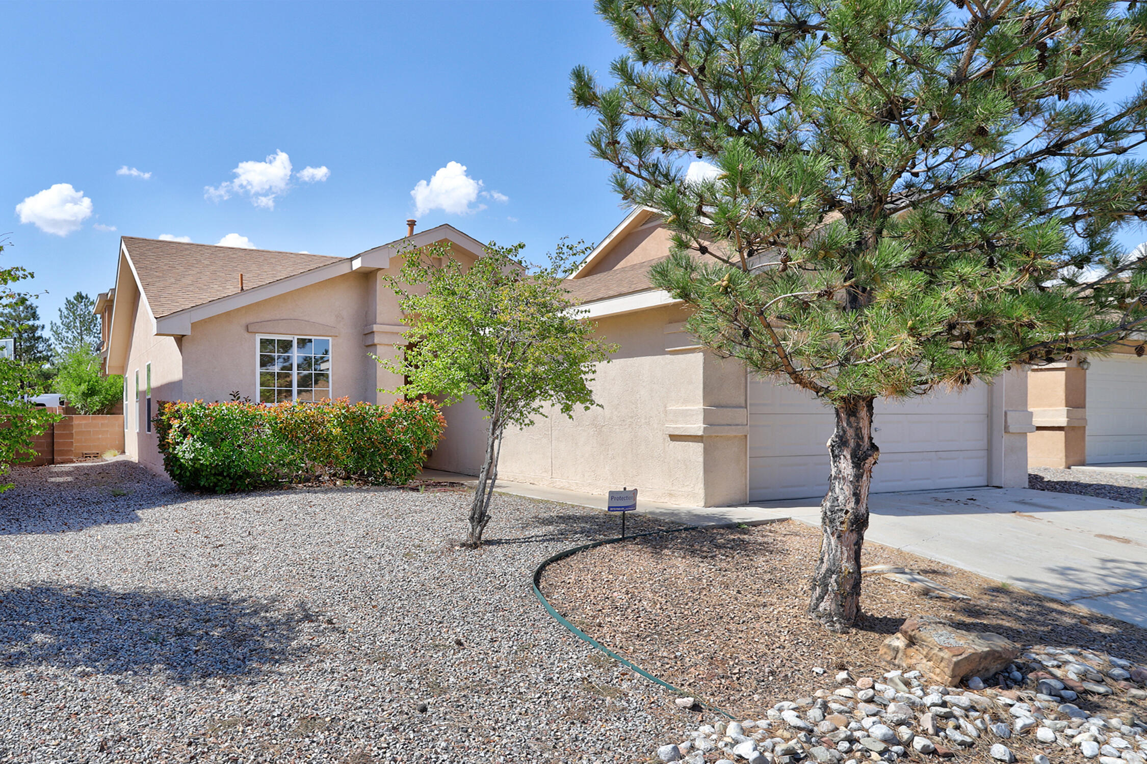 10419 CONDOR Drive NW