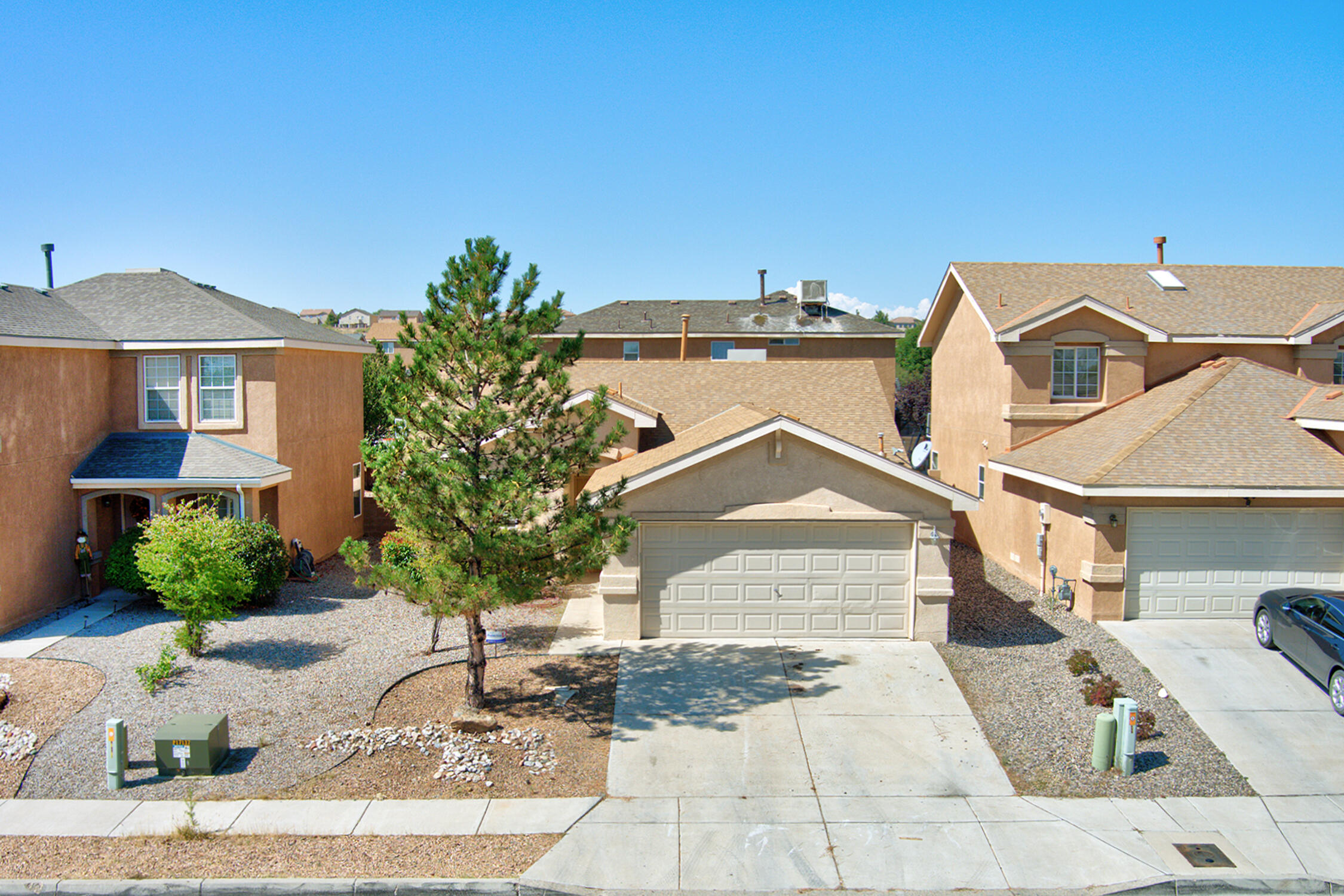 10419 CONDOR Drive NW