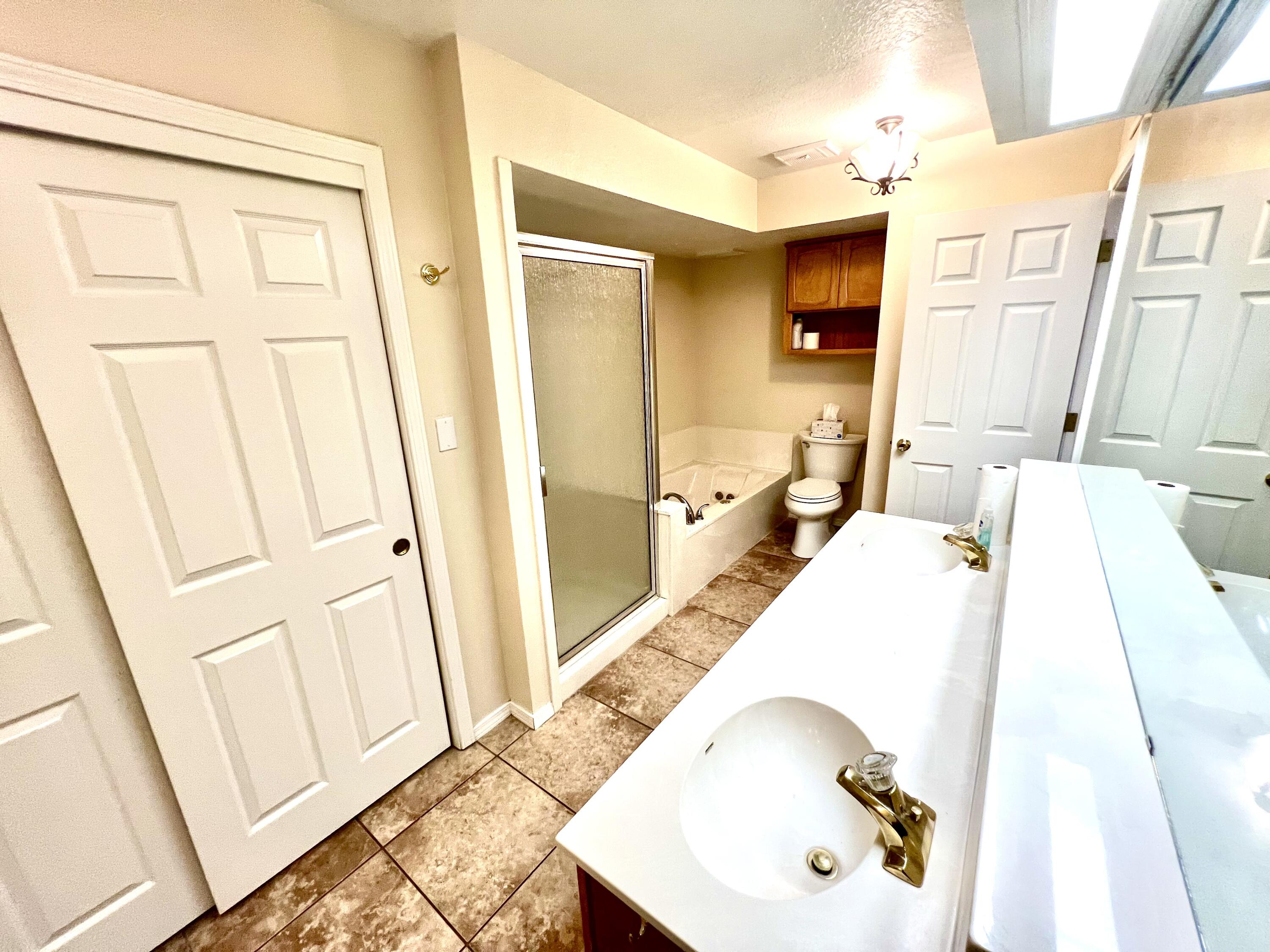 5169 GLENWOOD POINTE Lane NE