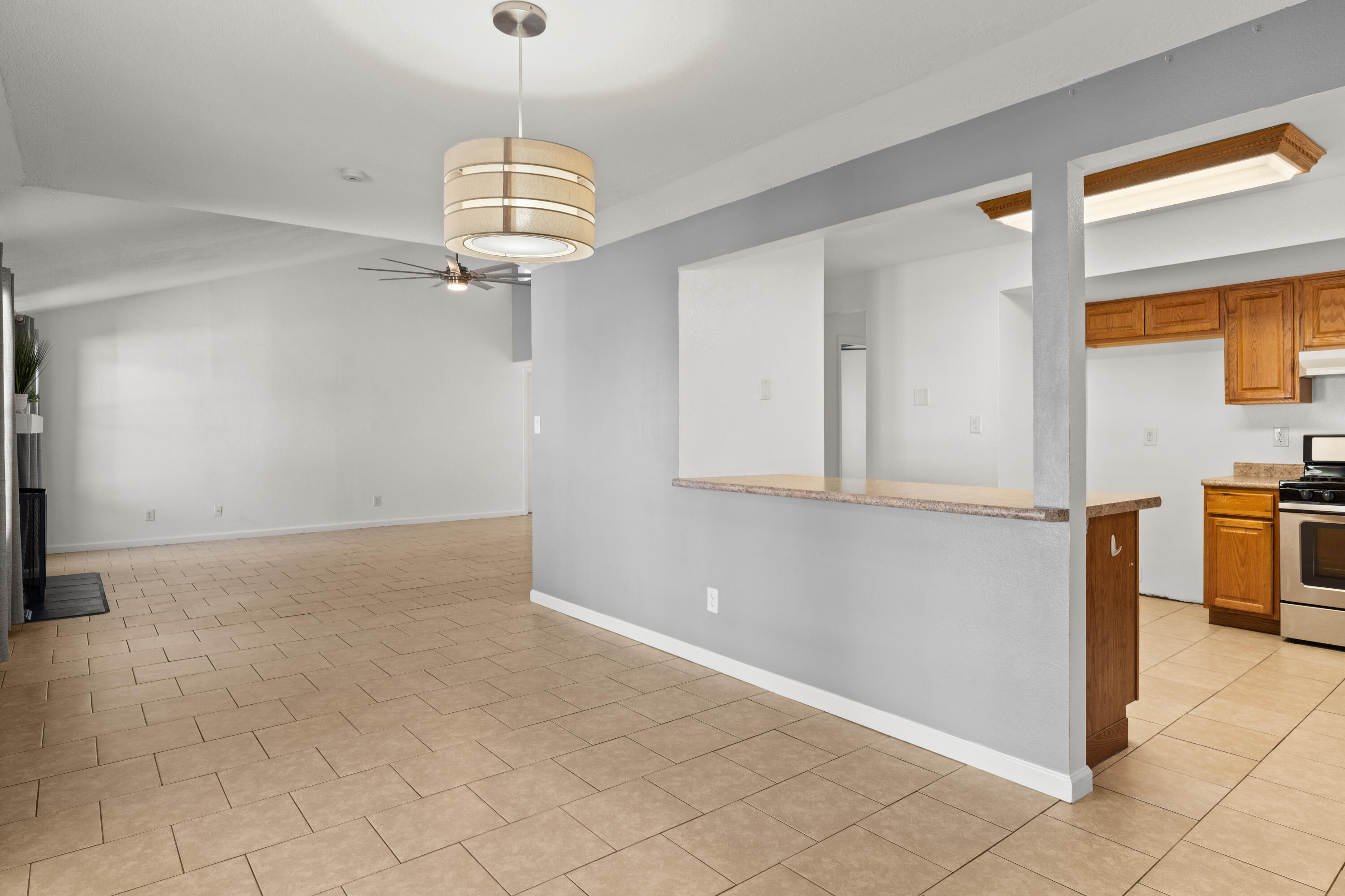 792 STAGECOACH Road SE