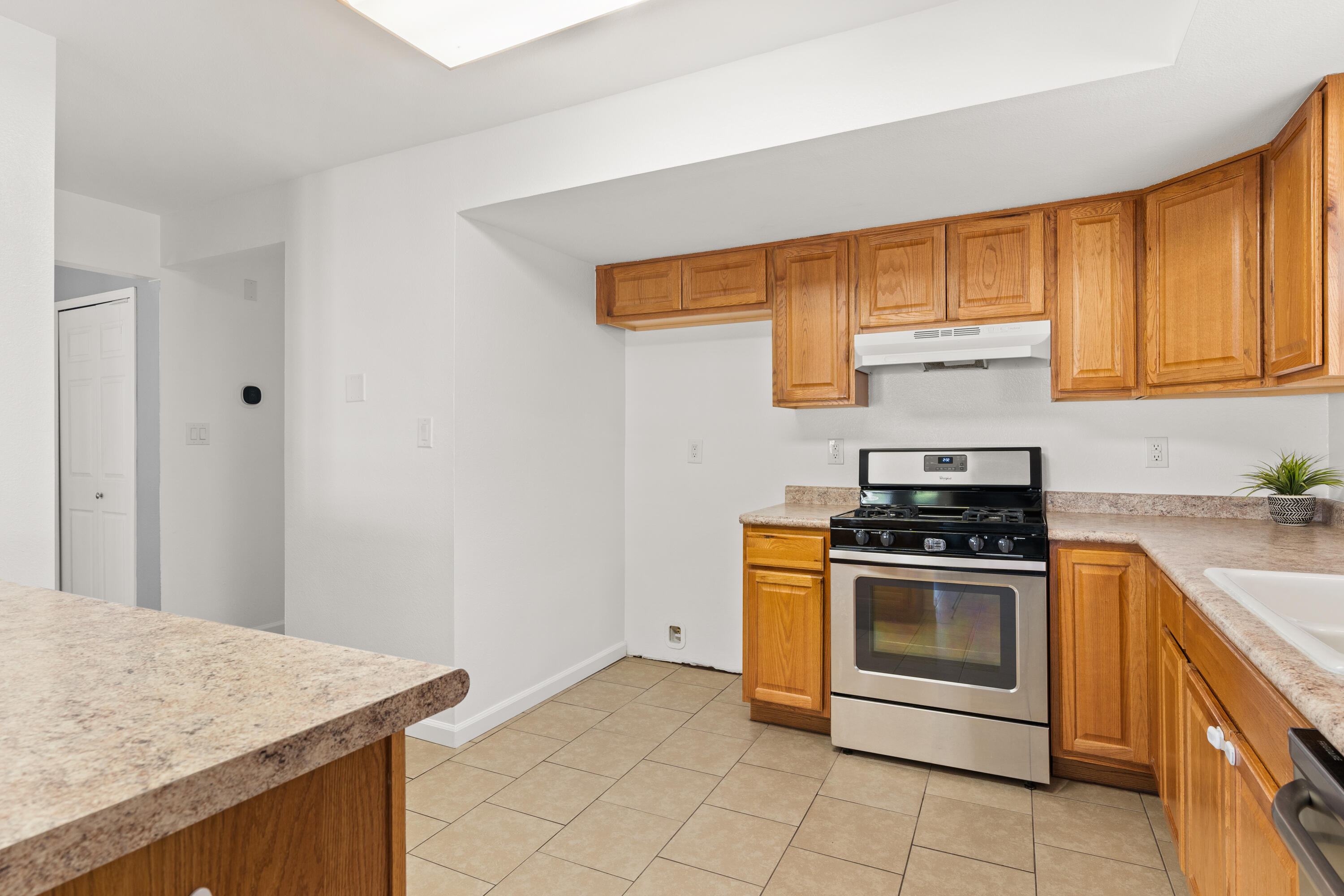 792 STAGECOACH Road SE