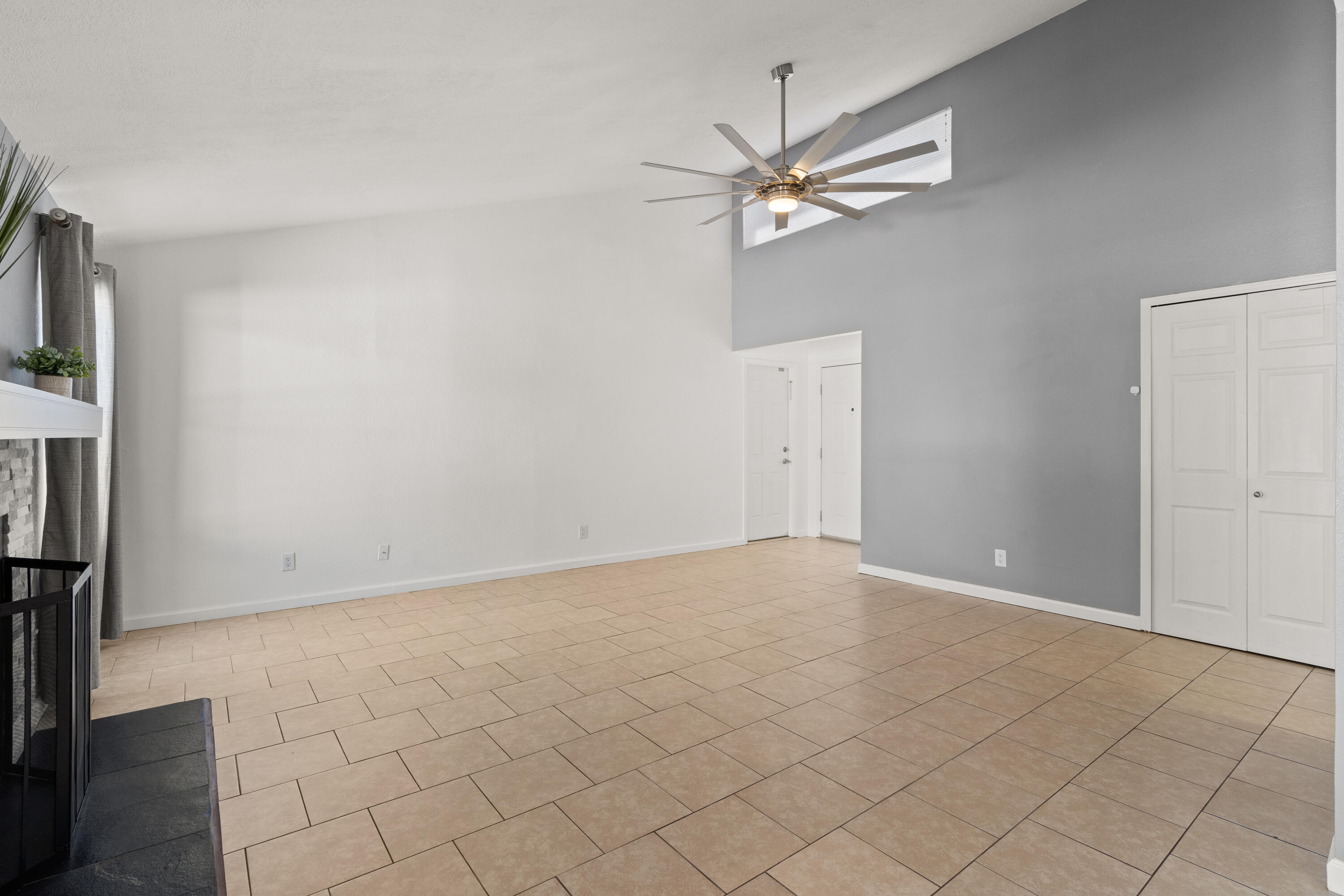 792 STAGECOACH Road SE
